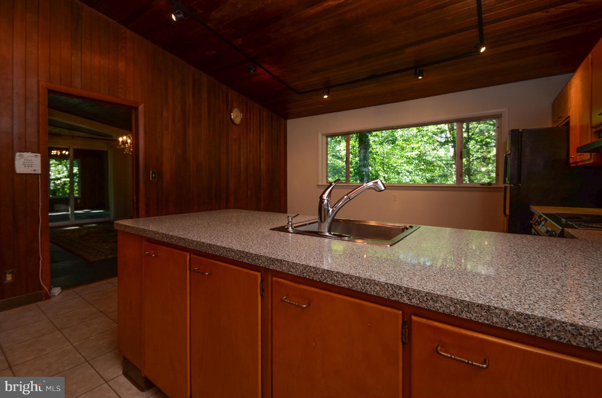 RUXTON HILLS - Residential