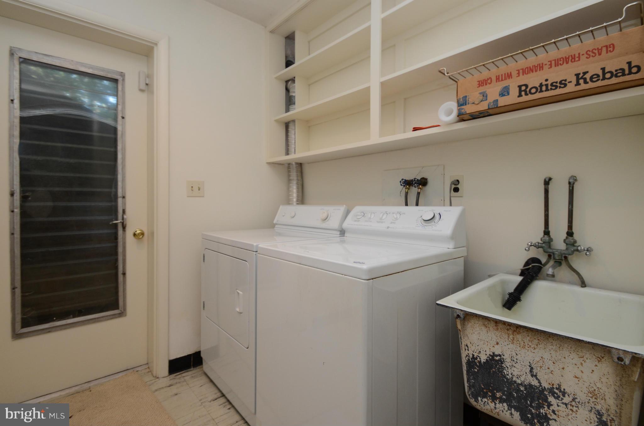 RUXTON HILLS - Residential