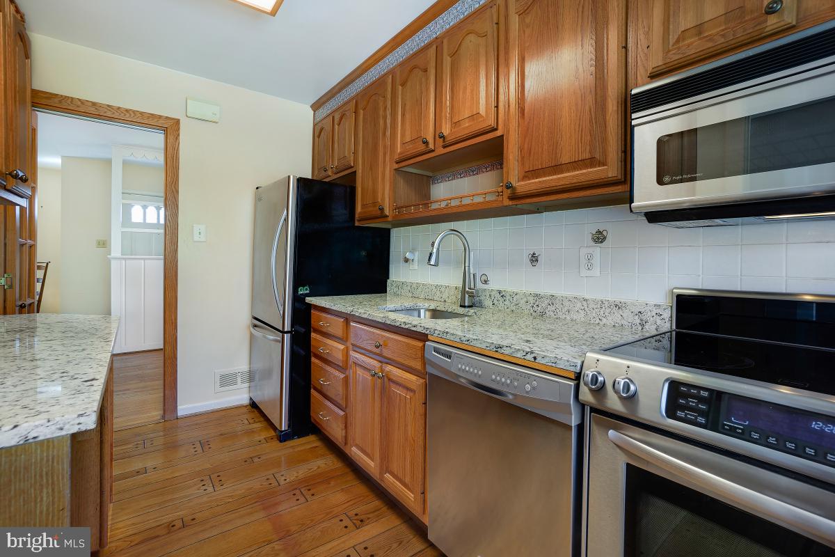 HOMEWOOD - Residential