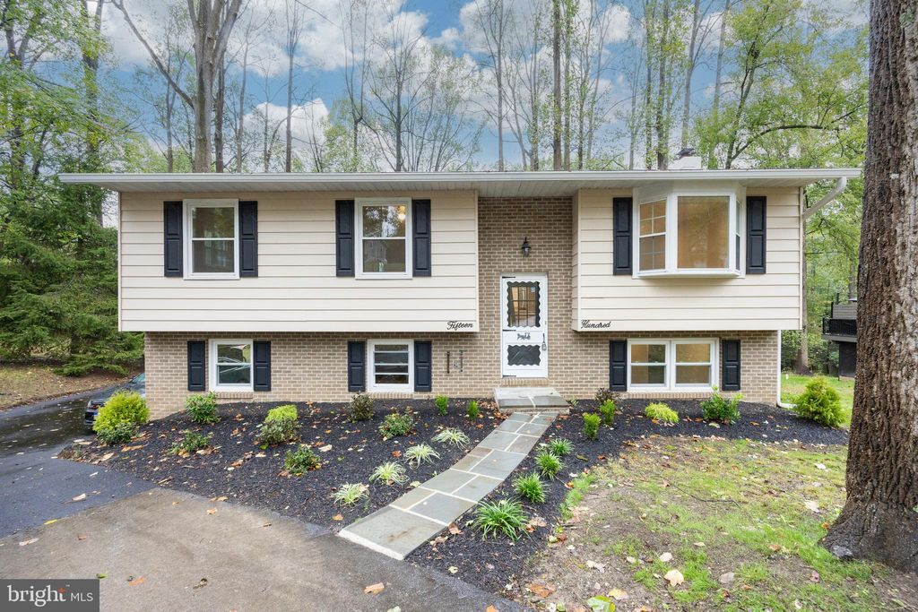 Photo of 1500 Federal Drive, DOWNINGTOWN, PA 19335 (MLS # PACT2111420)