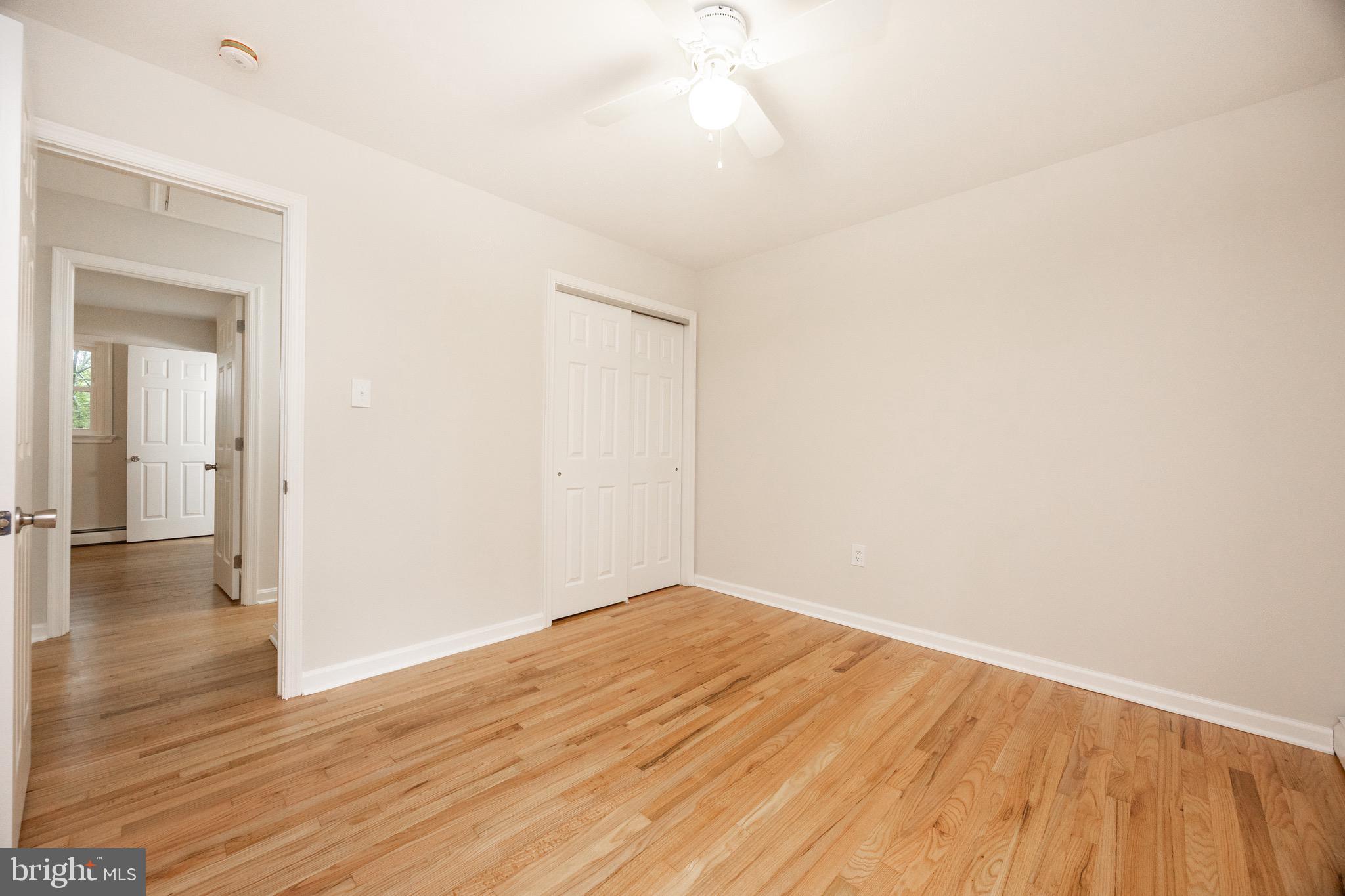 COLONIAL WOODS - Residential