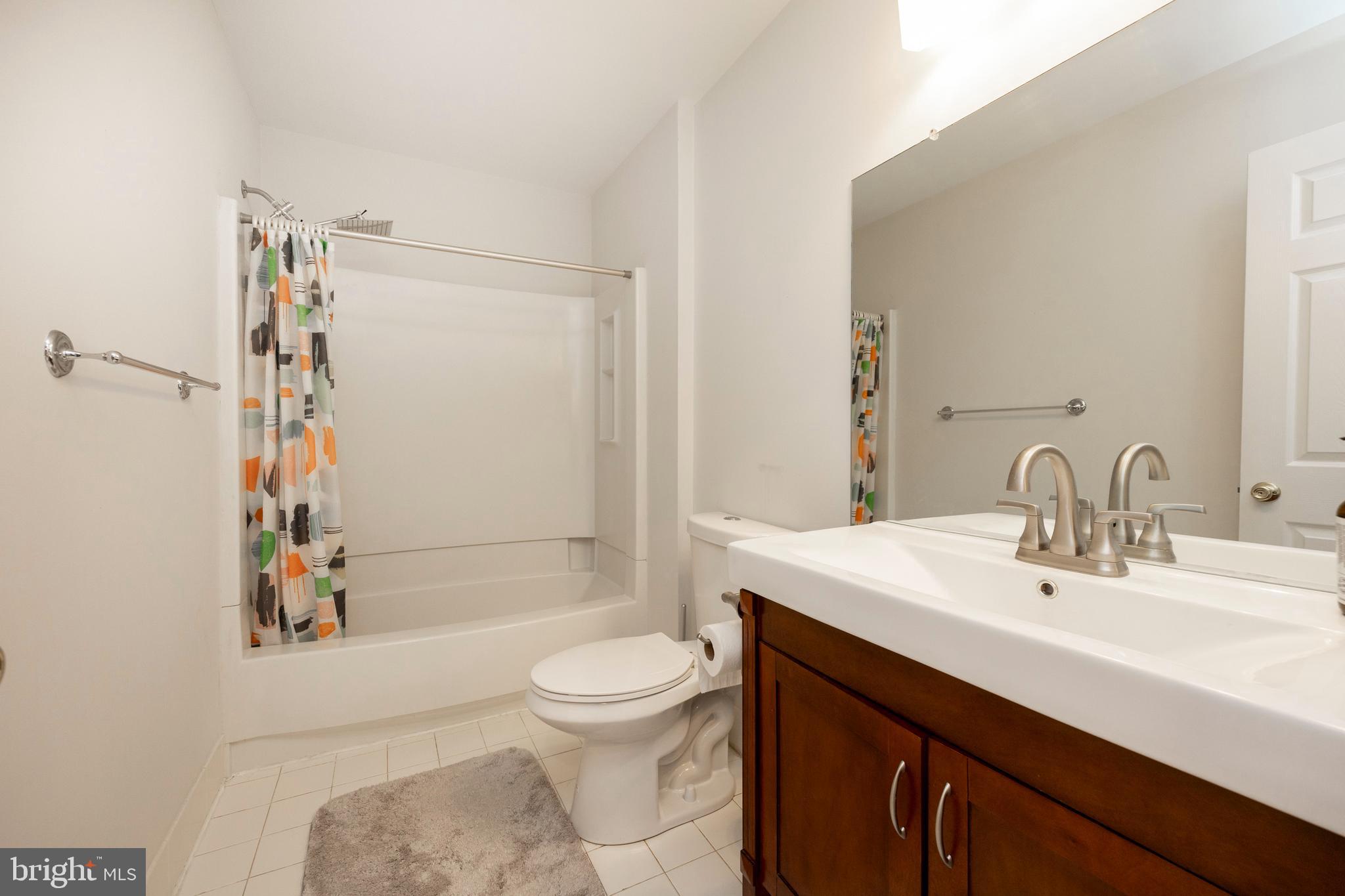 CHARLESTOWN OAKS - Residential