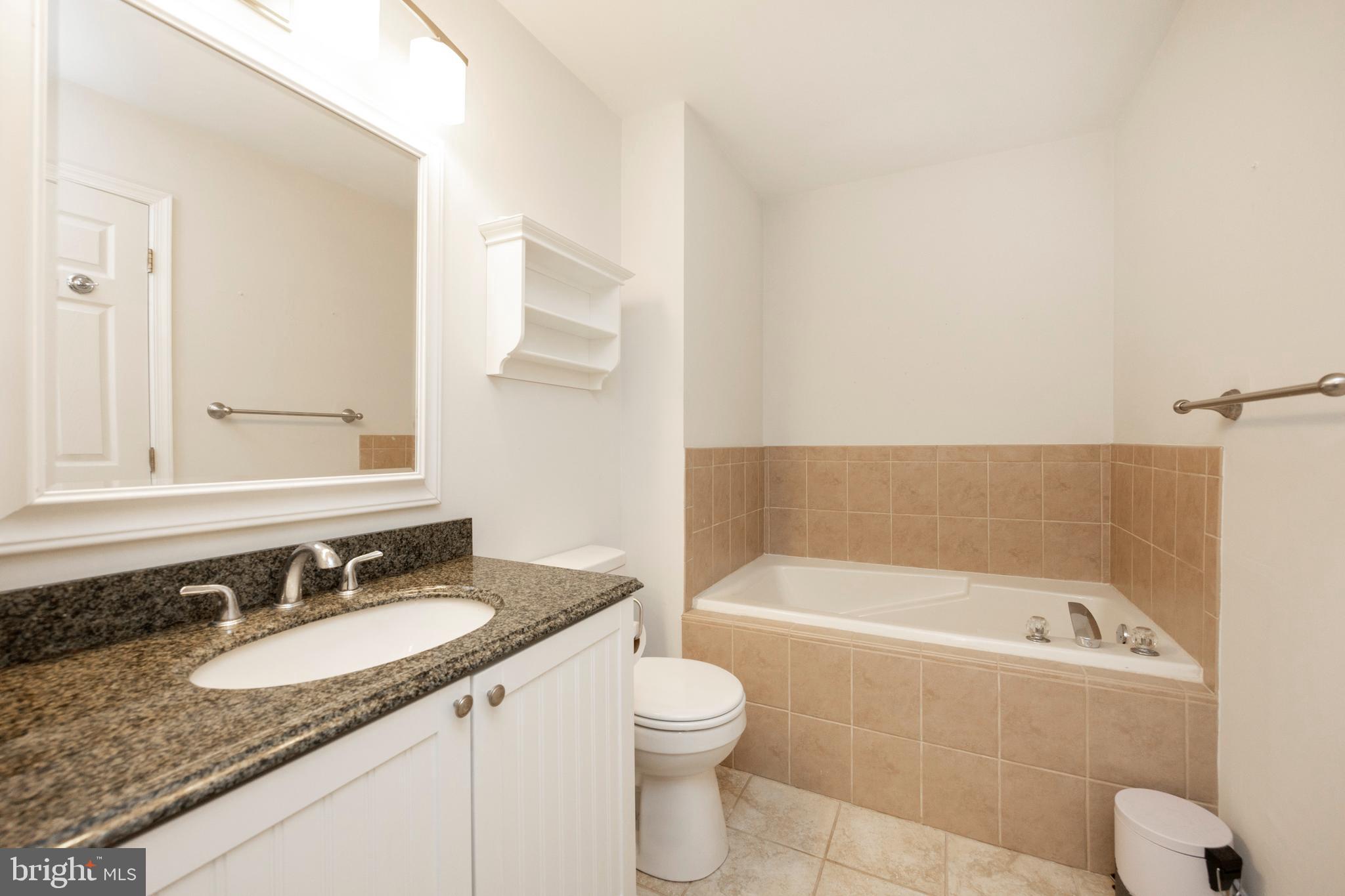 CHARLESTOWN OAKS - Residential