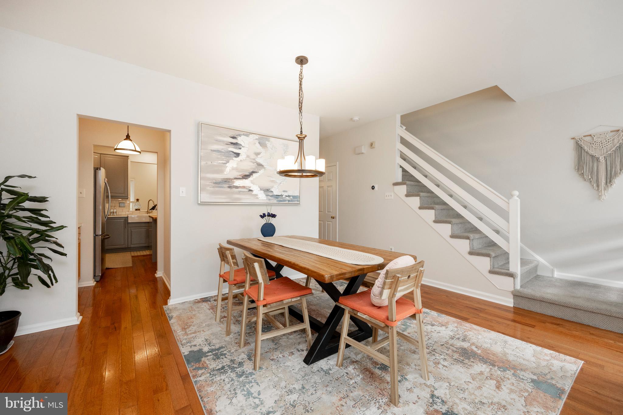 CHARLESTOWN OAKS - Residential