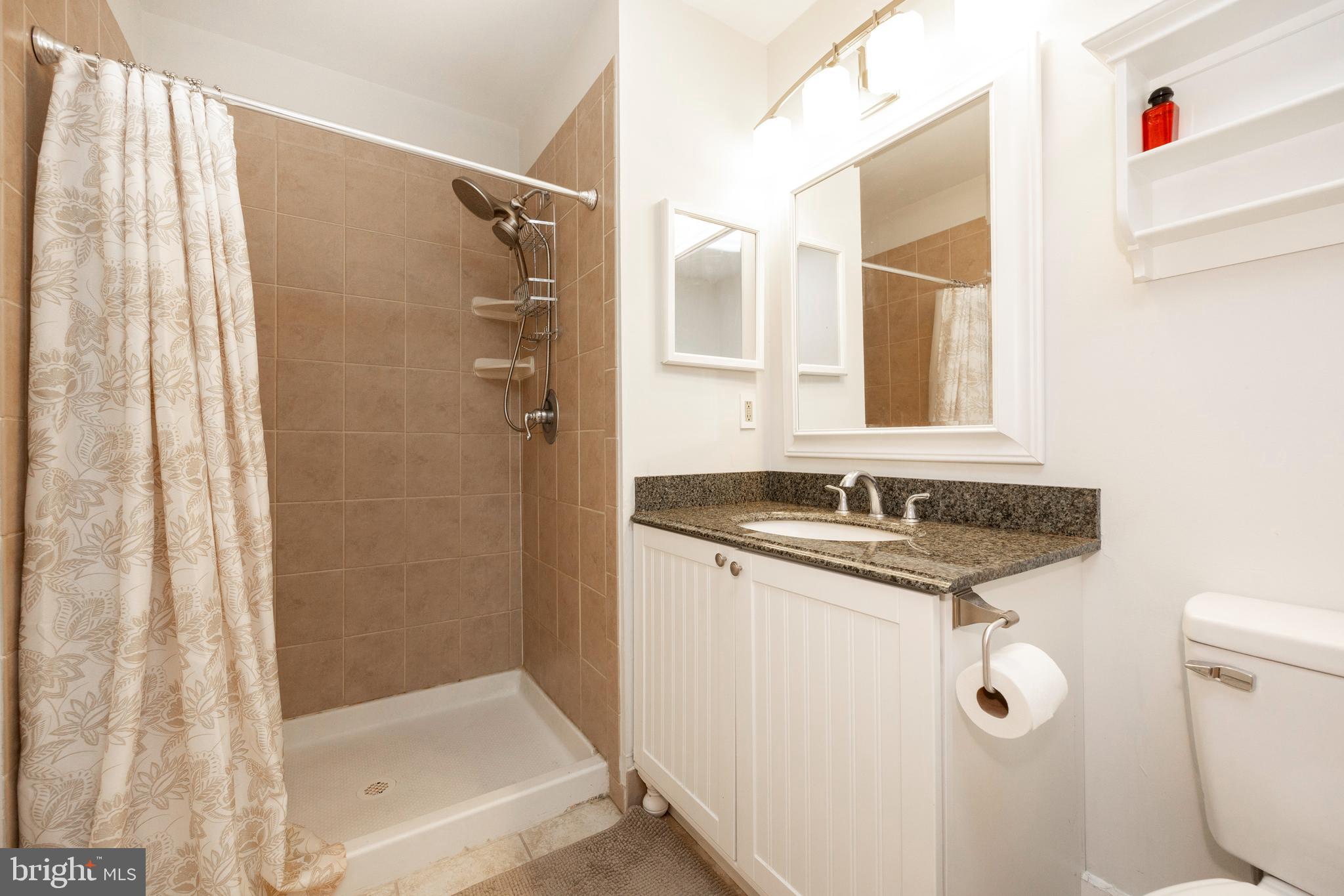 CHARLESTOWN OAKS - Residential