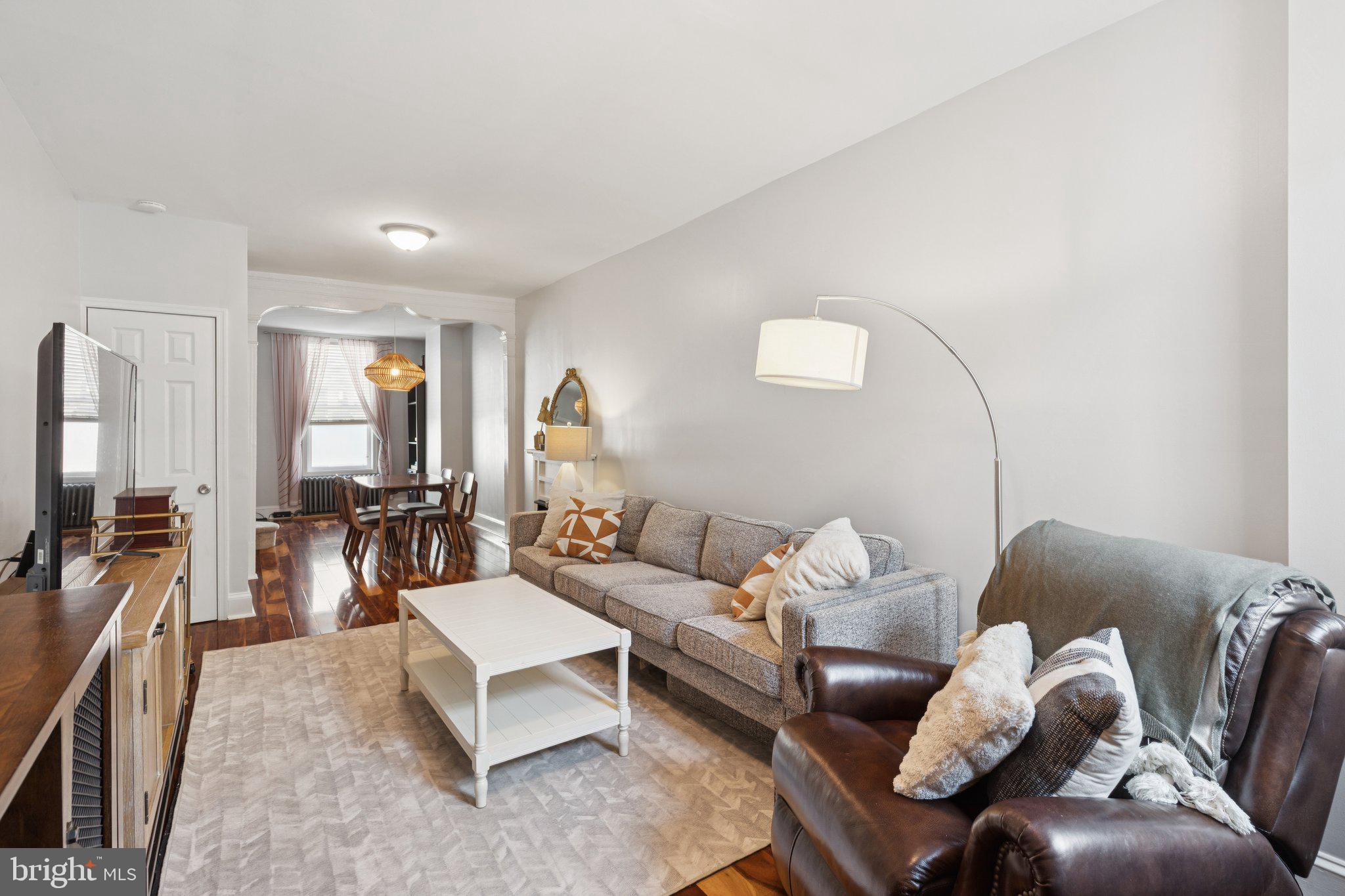 DICKINSON NARROWS - Residential