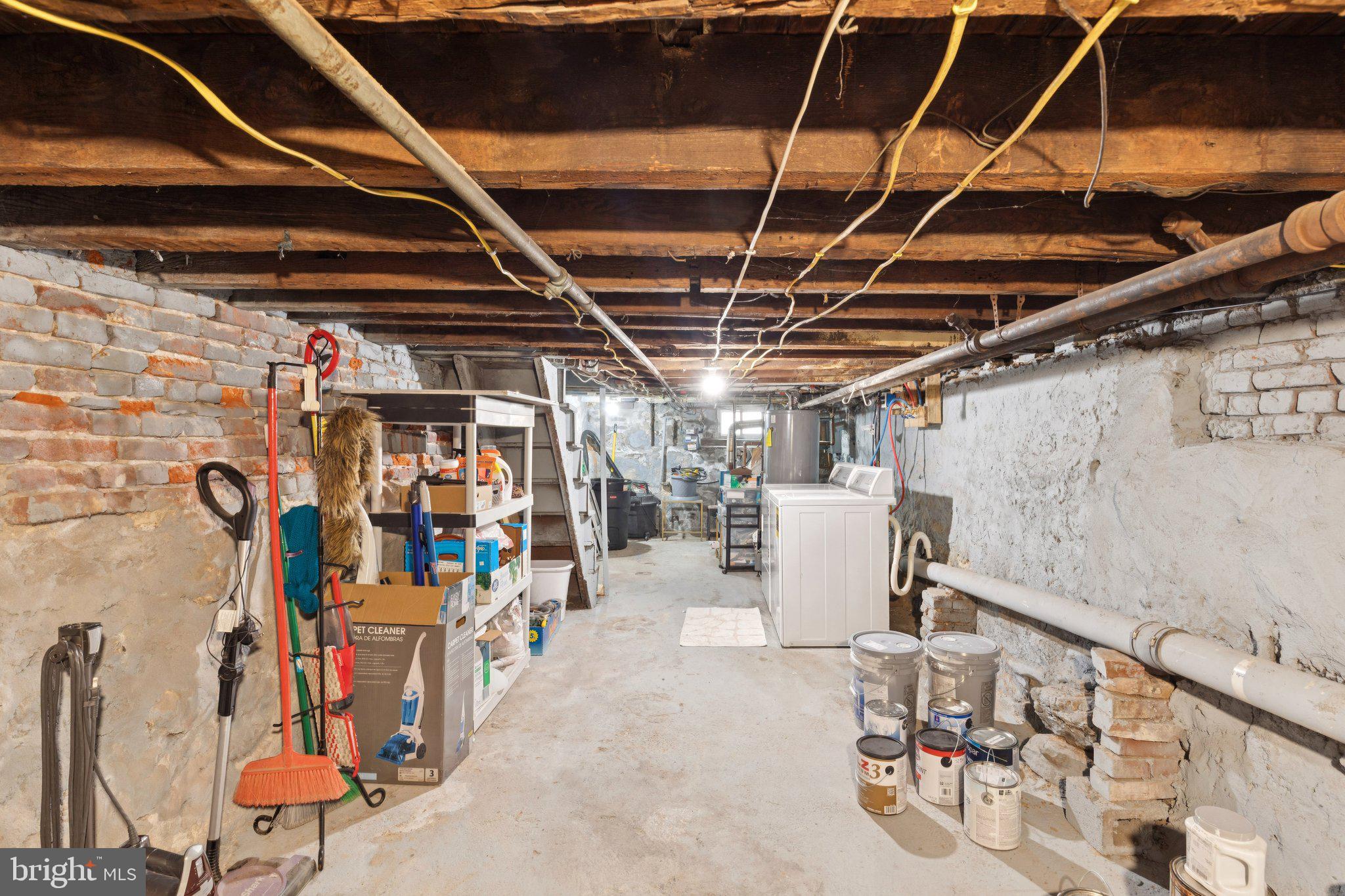 DICKINSON NARROWS - Residential