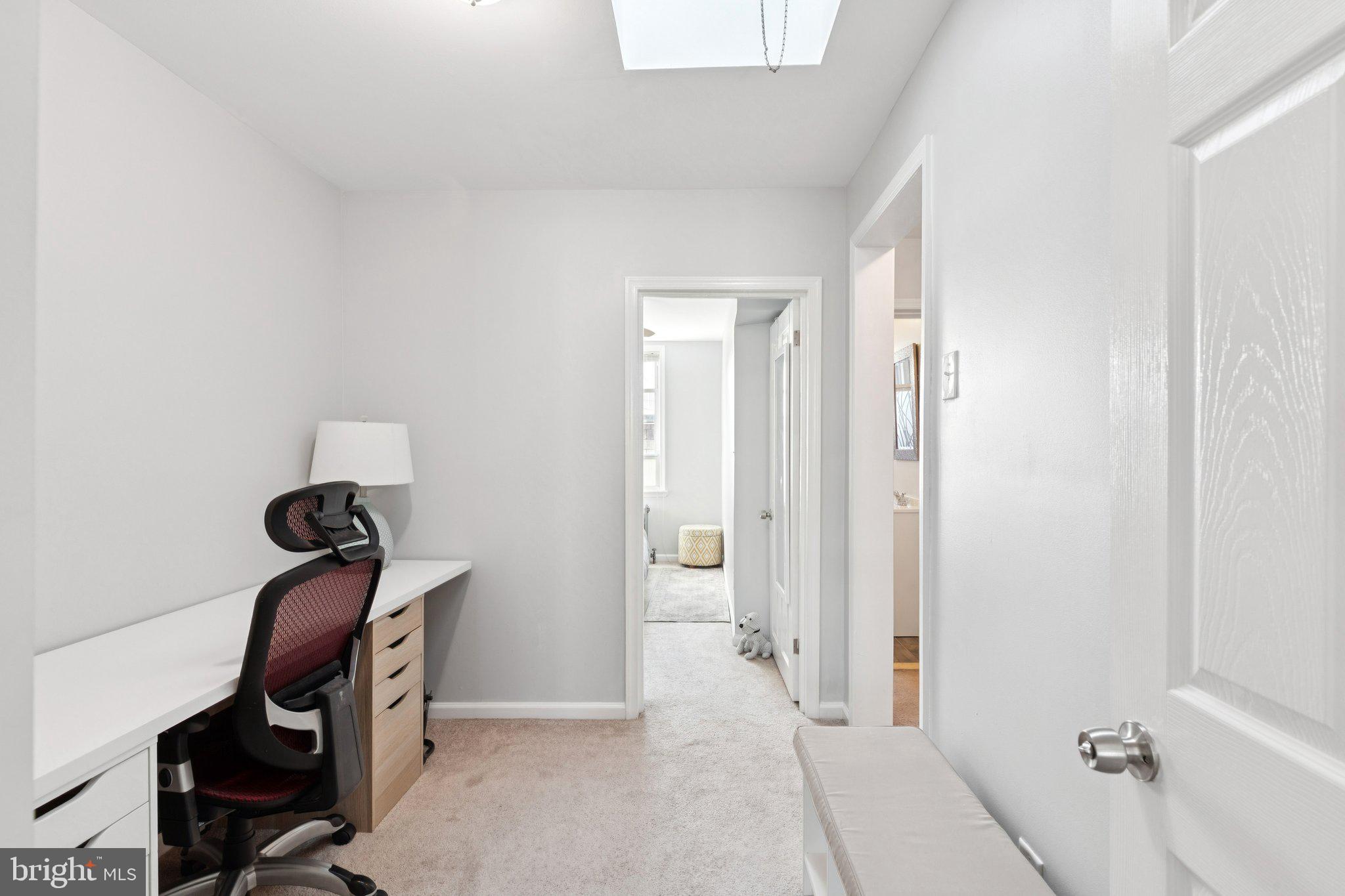 DICKINSON NARROWS - Residential