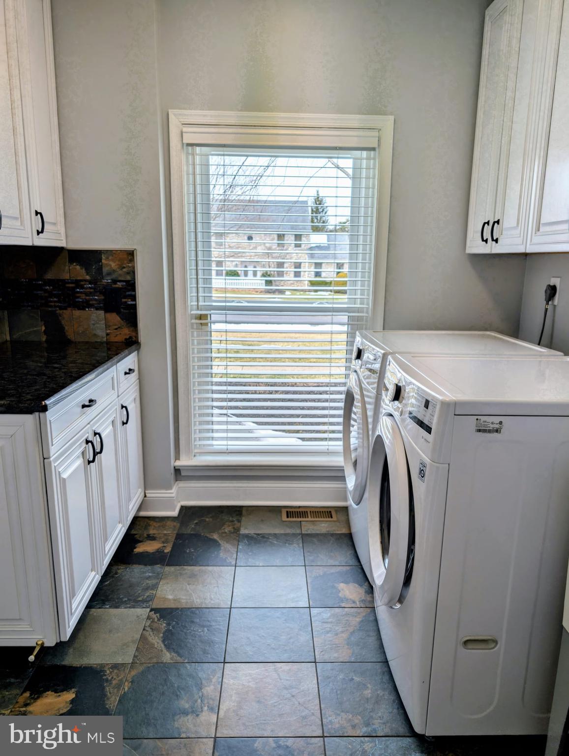 HIGHSPIRE - Residential