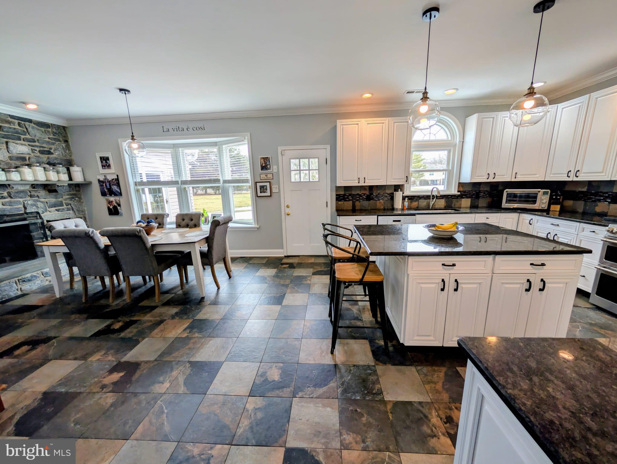 HIGHSPIRE - Residential