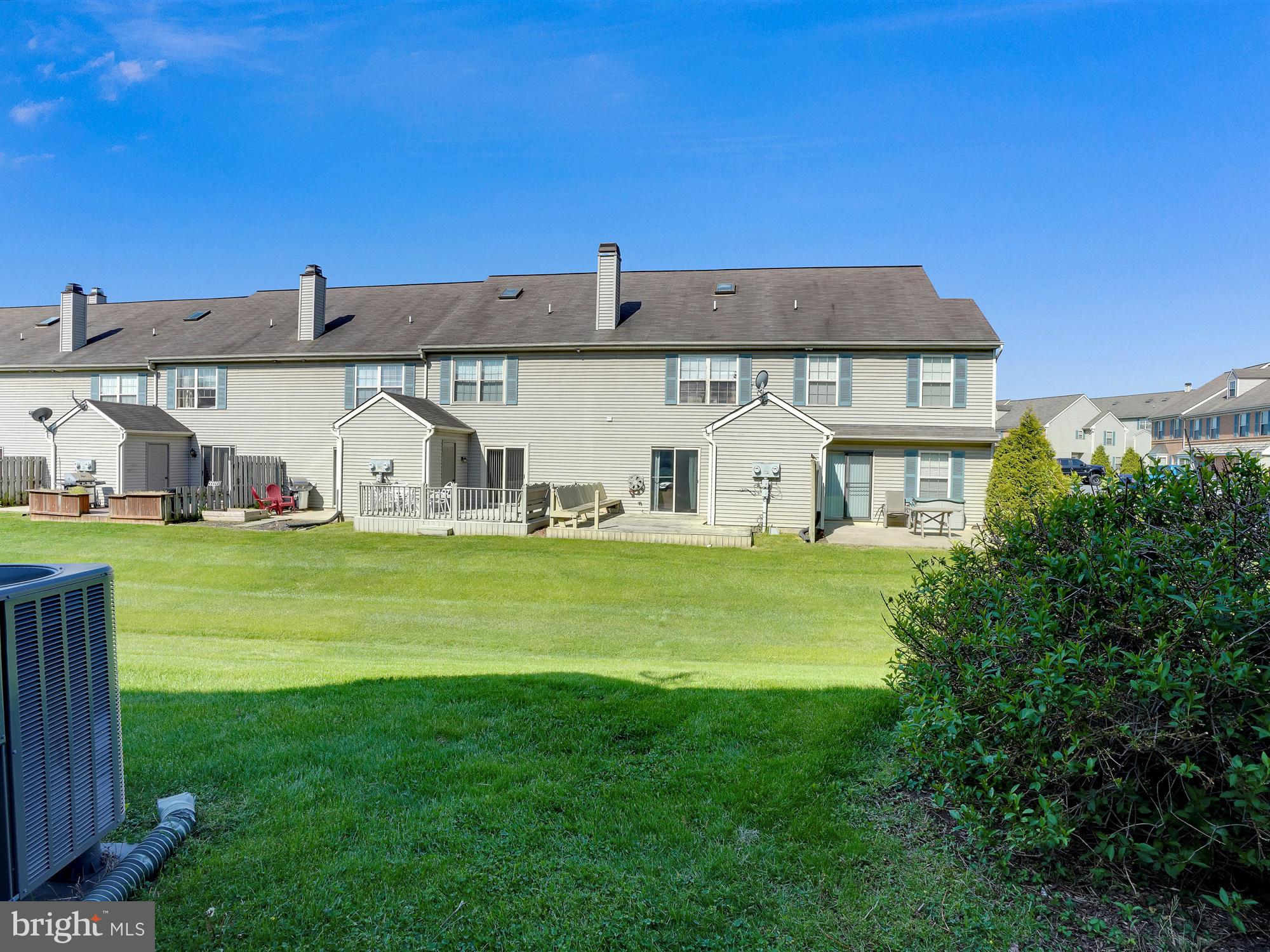 GRANDVIEW CHASE - Residential