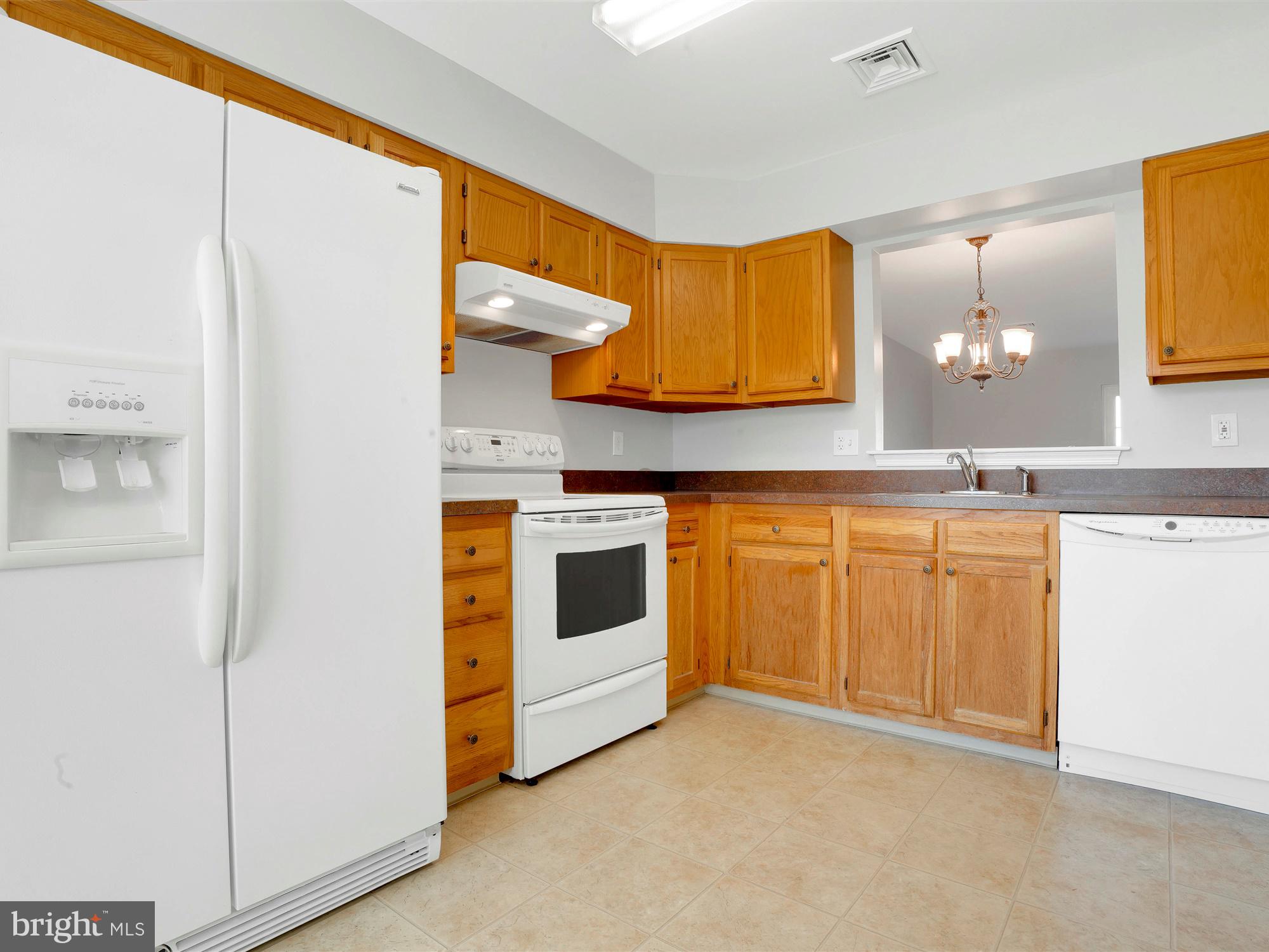 GRANDVIEW CHASE - Residential