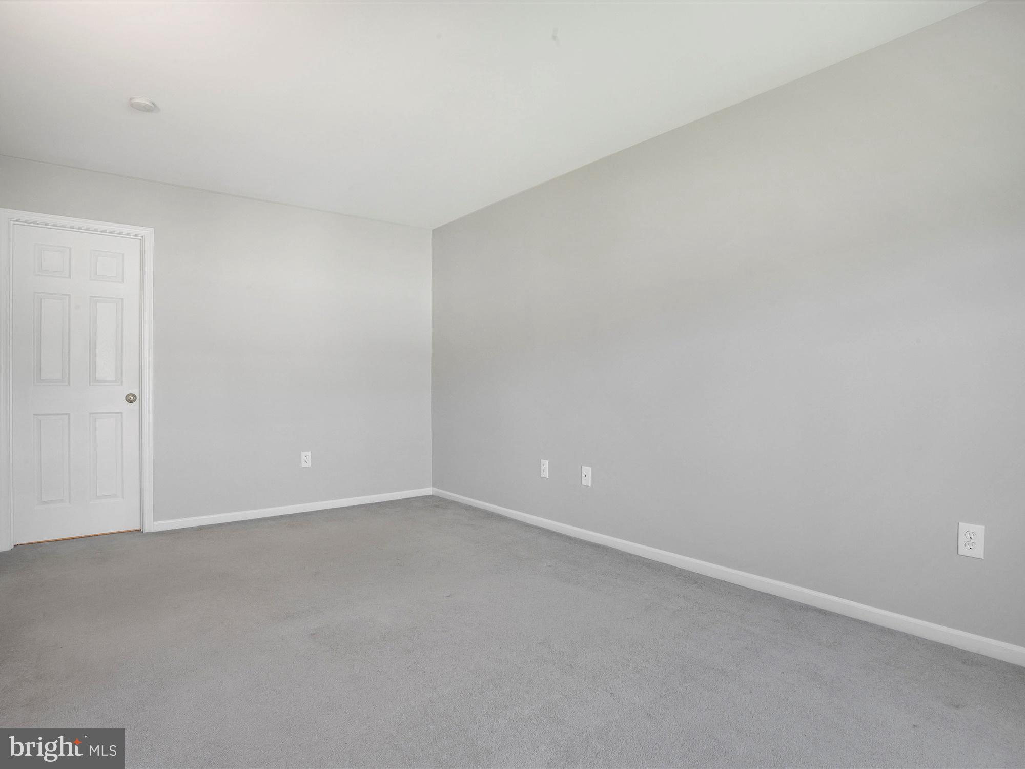 GRANDVIEW CHASE - Residential