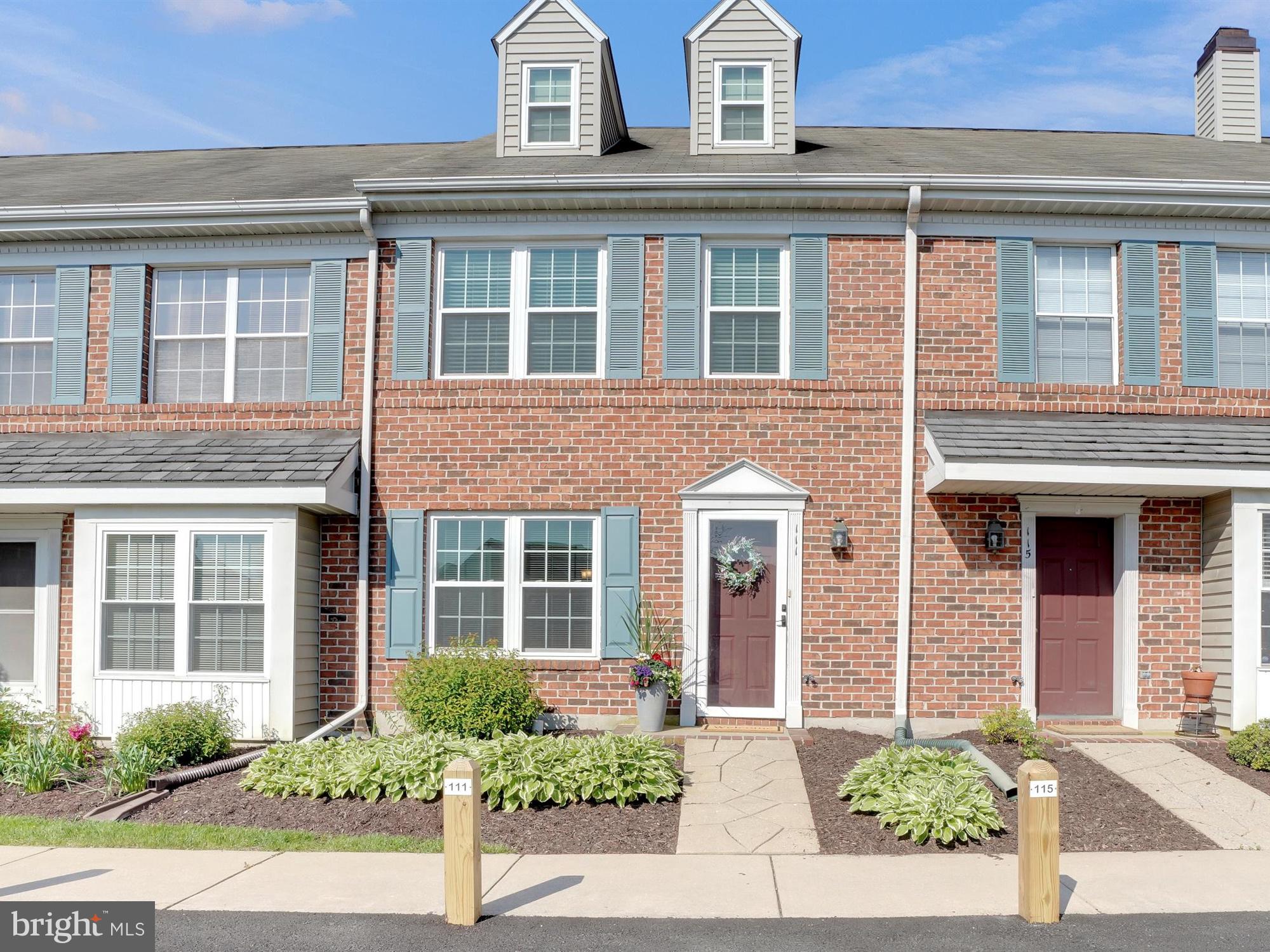 GRANDVIEW CHASE - Residential