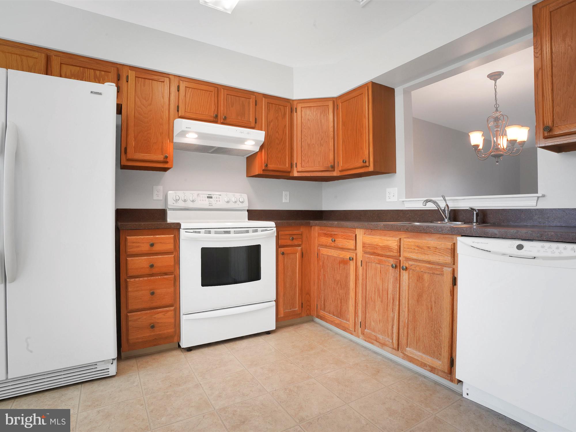GRANDVIEW CHASE - Residential
