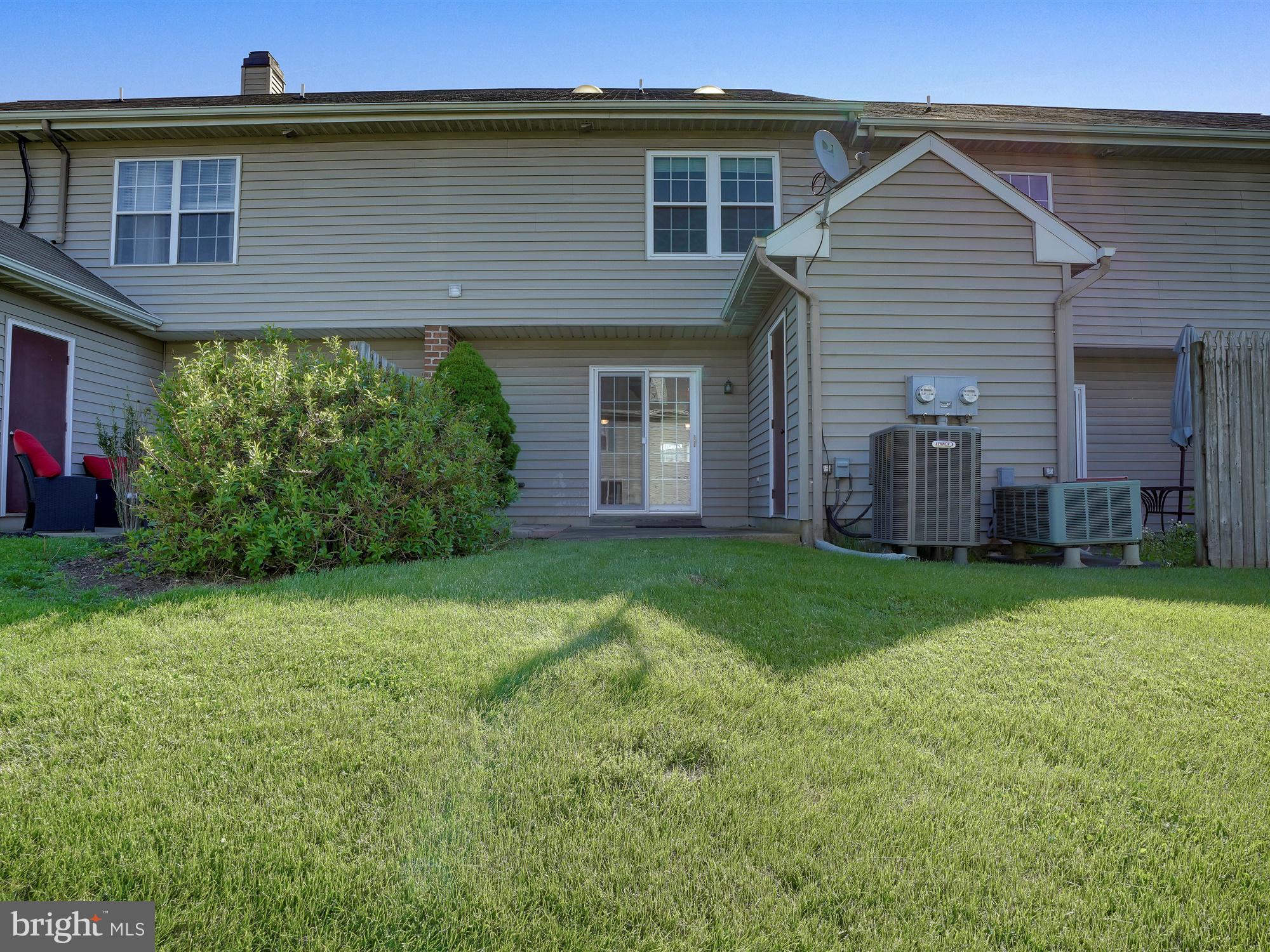 GRANDVIEW CHASE - Residential