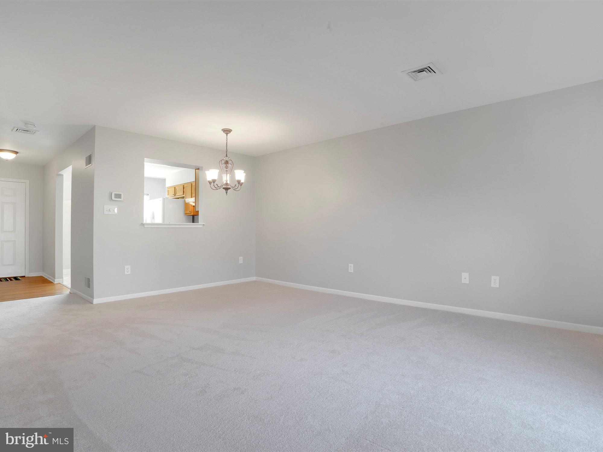 GRANDVIEW CHASE - Residential