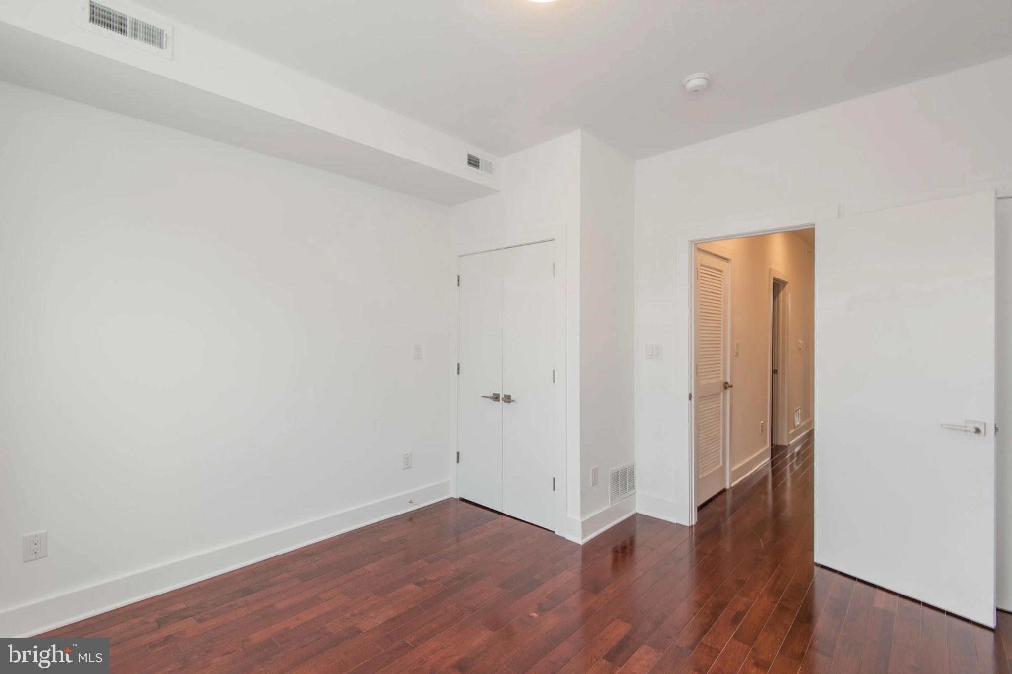 TEMPLE UNIVERSITY - Residential Lease