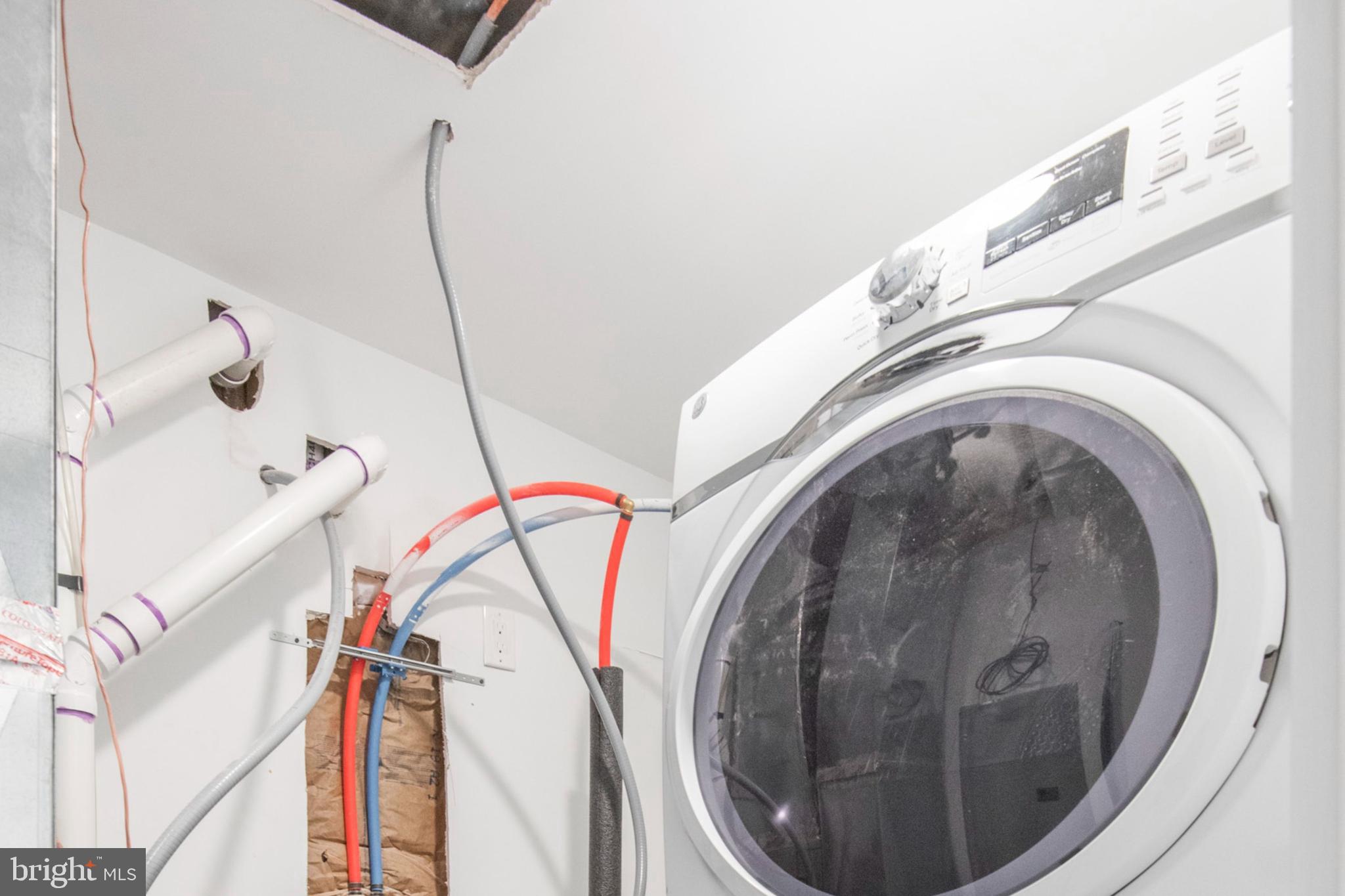 TEMPLE UNIVERSITY - Residential Lease