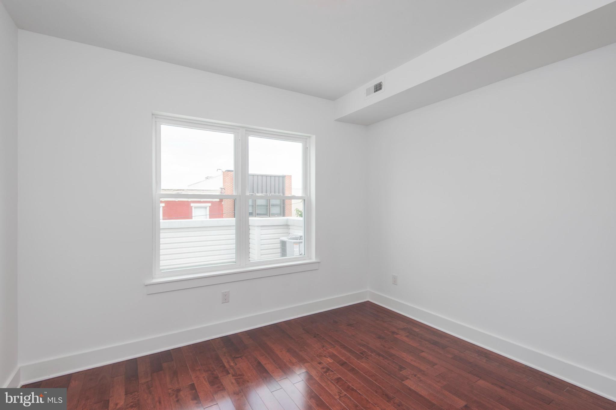 TEMPLE UNIVERSITY - Residential Lease