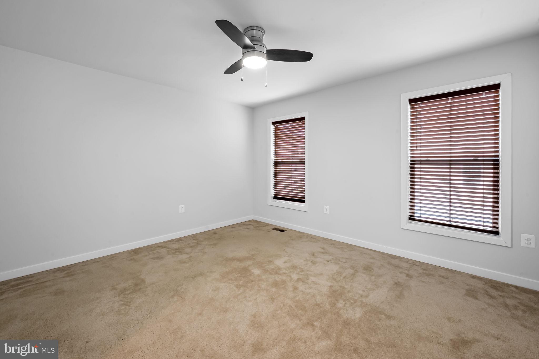 GLENMONT METROCENTRE - Residential Lease