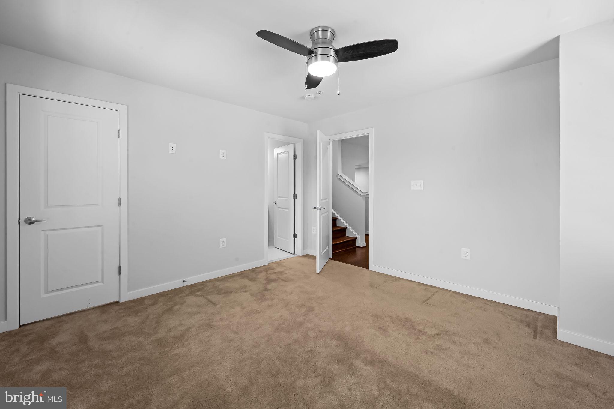 GLENMONT METROCENTRE - Residential Lease