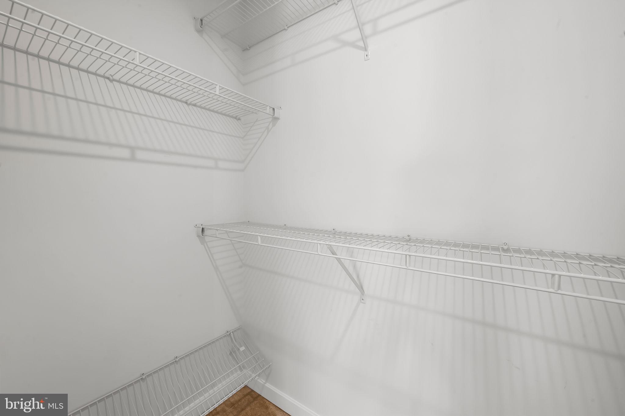 GLENMONT METROCENTRE - Residential Lease