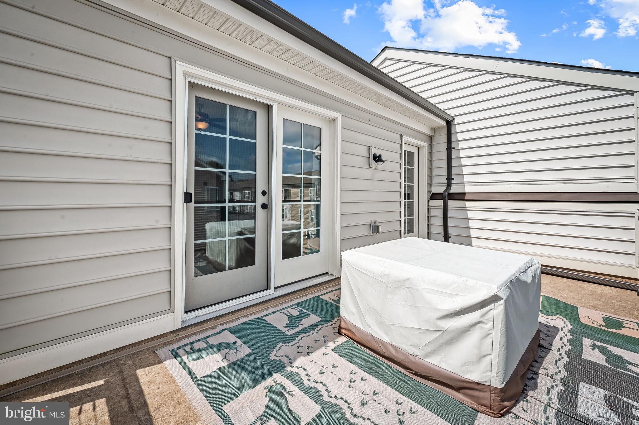 GLENMONT METROCENTRE - Residential Lease