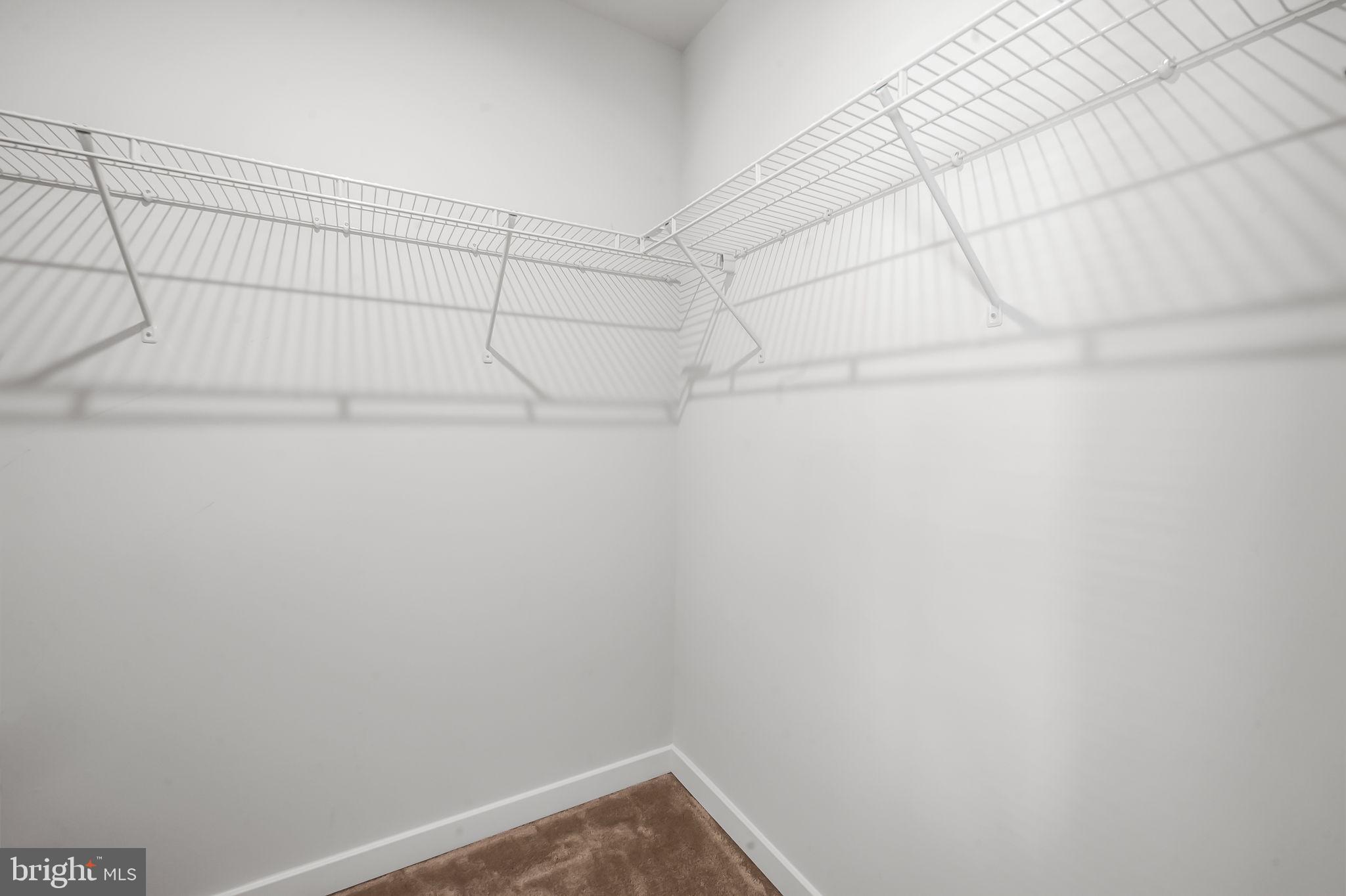 GLENMONT METROCENTRE - Residential Lease