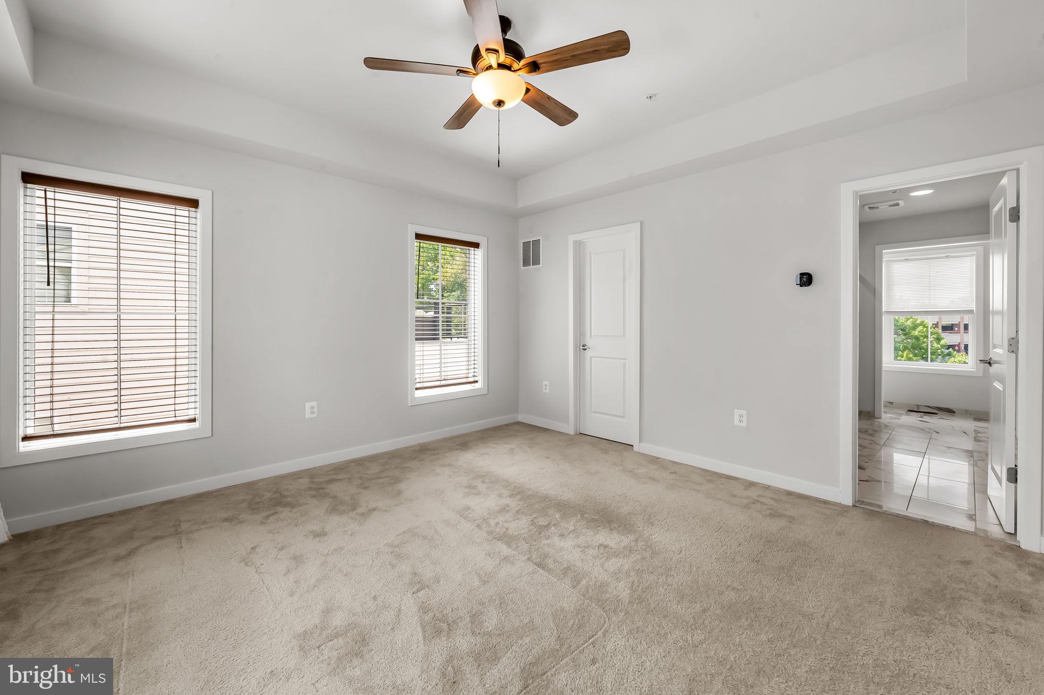 GLENMONT METROCENTRE - Residential Lease