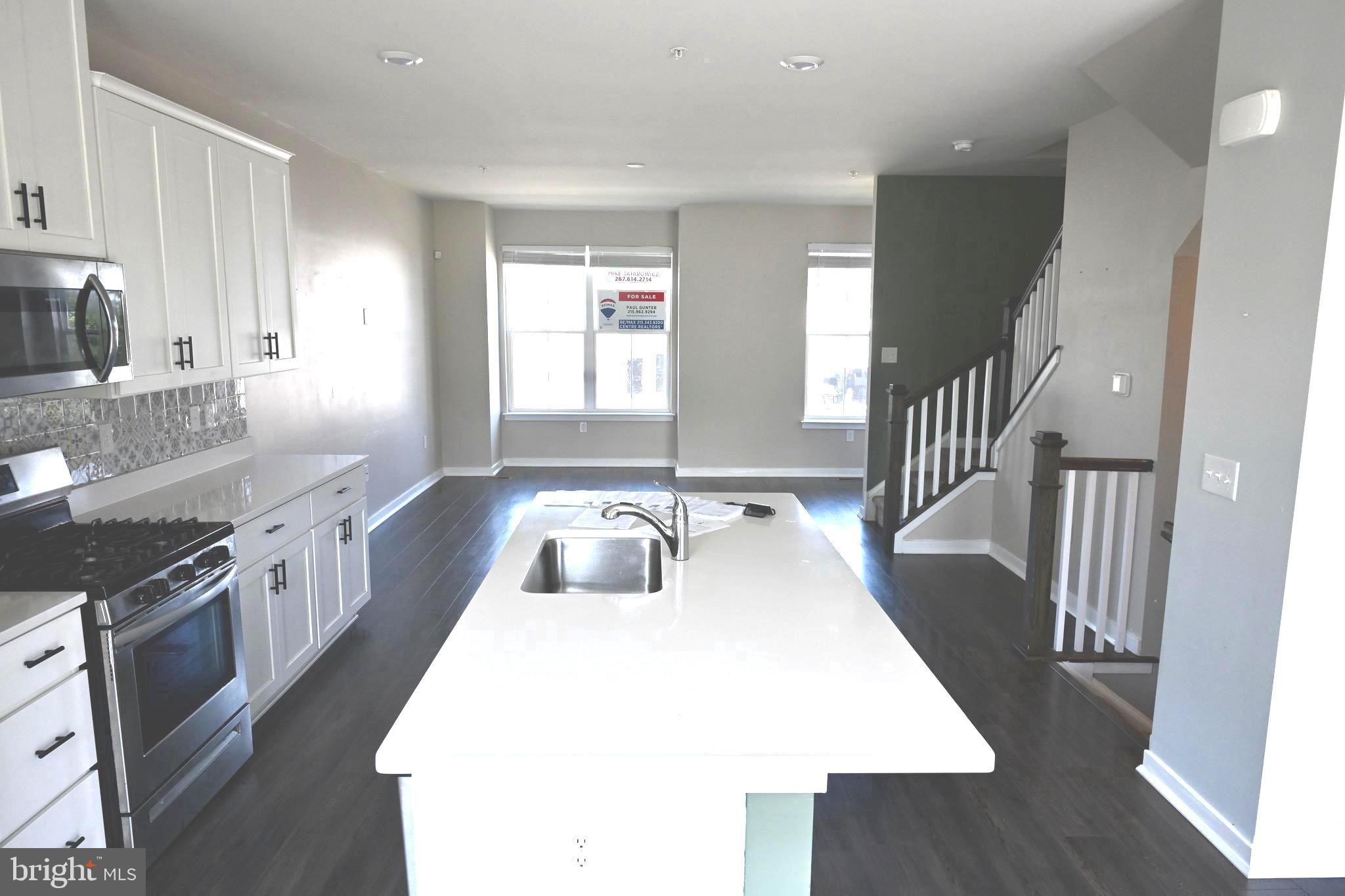 BROOKSIDE COURT AT UPPER SAUCON - Residential