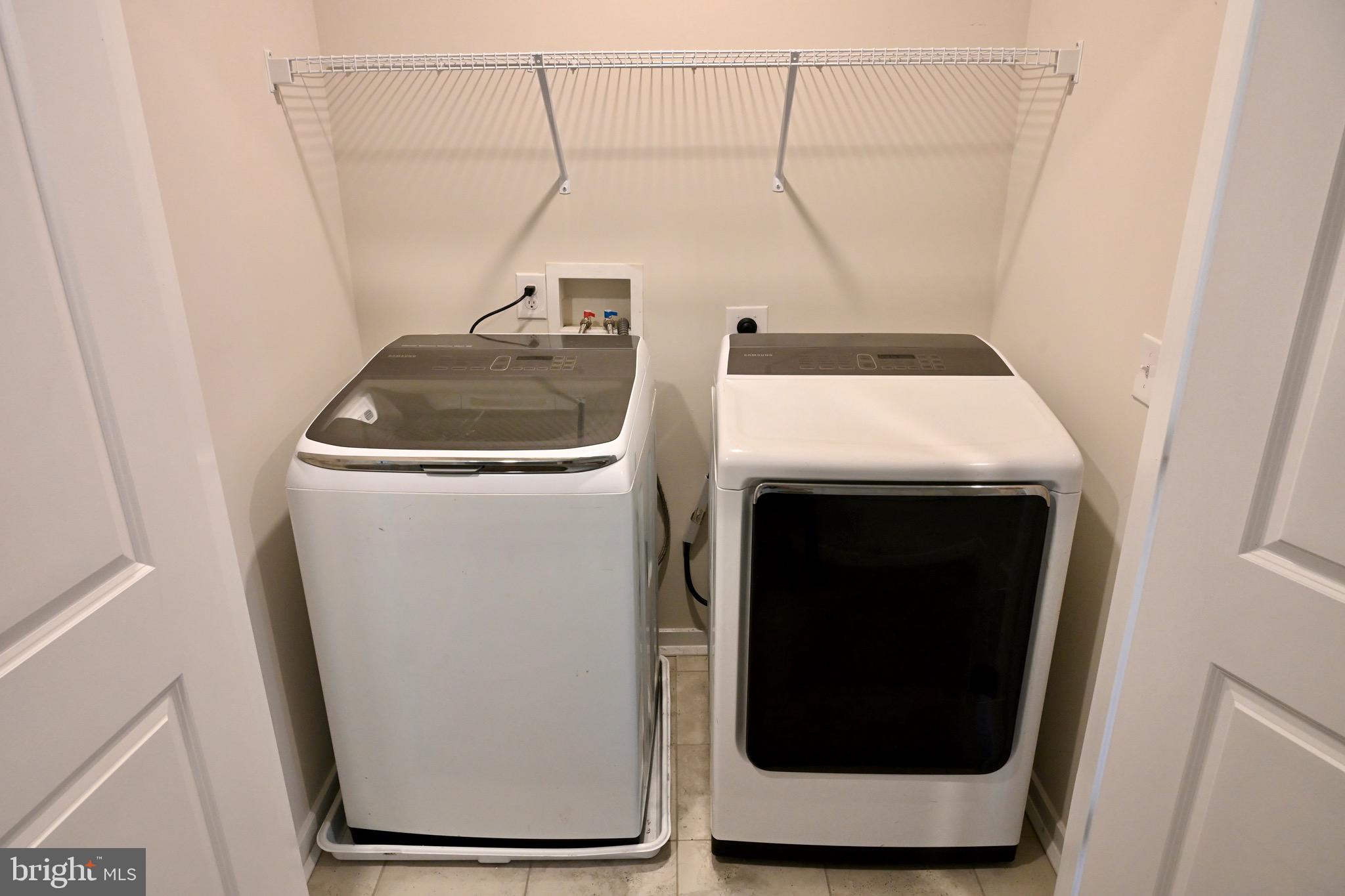 BROOKSIDE COURT AT UPPER SAUCON - Residential