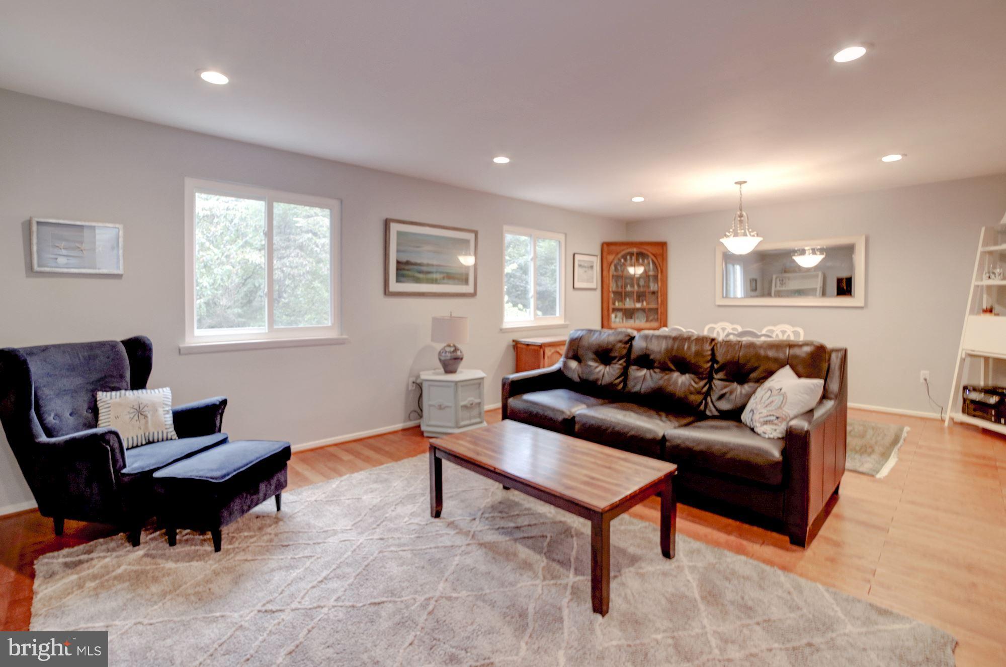 FOREST EDGE - Residential