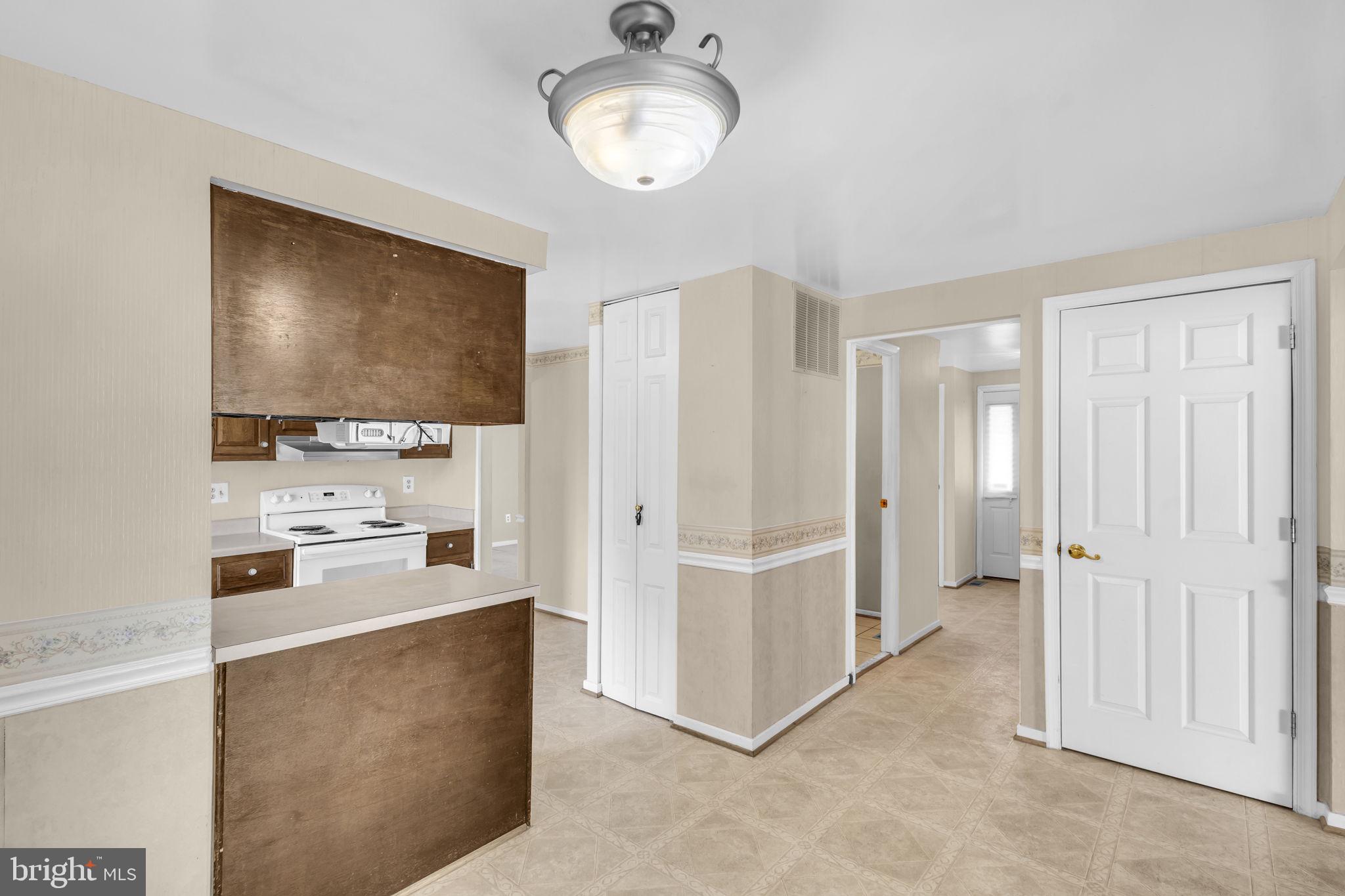 RIVER BEND - Residential