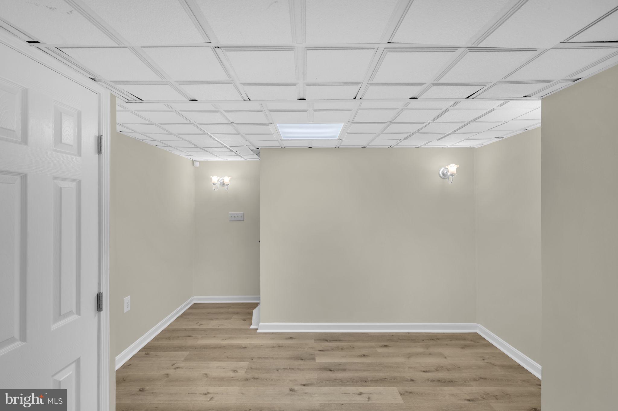 RIVER BEND - Residential