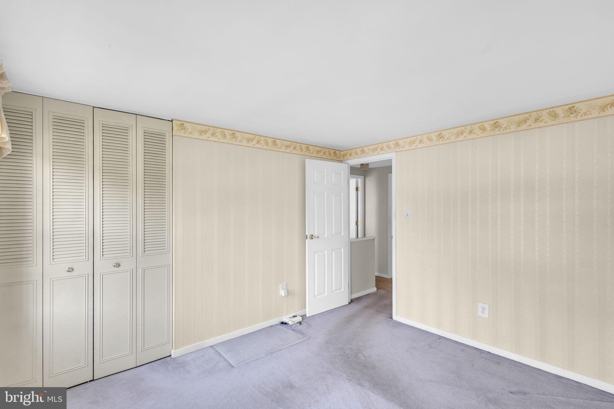 RIVER BEND - Residential