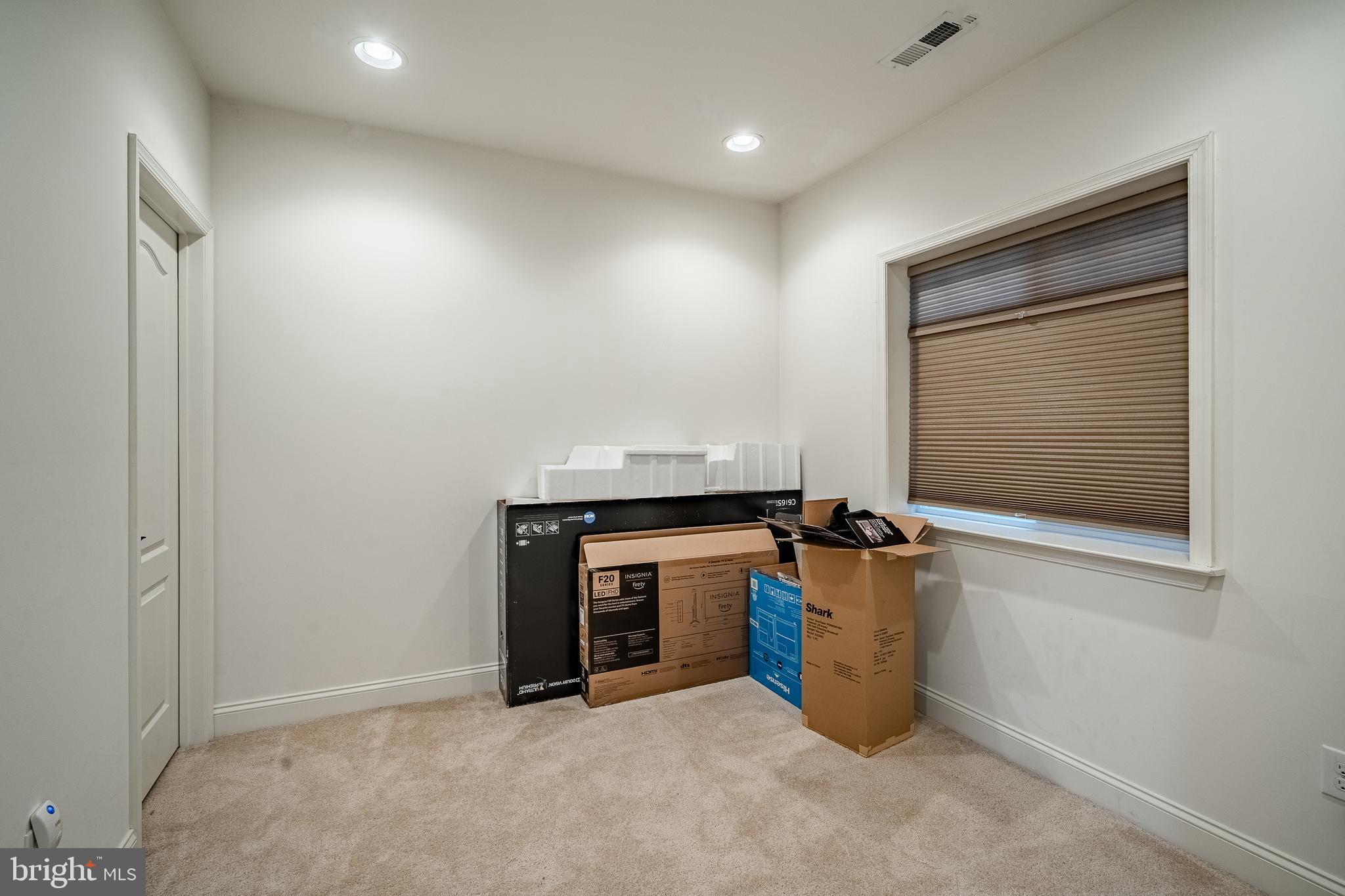 GRANDE AT MUIRWOOD H - Residential