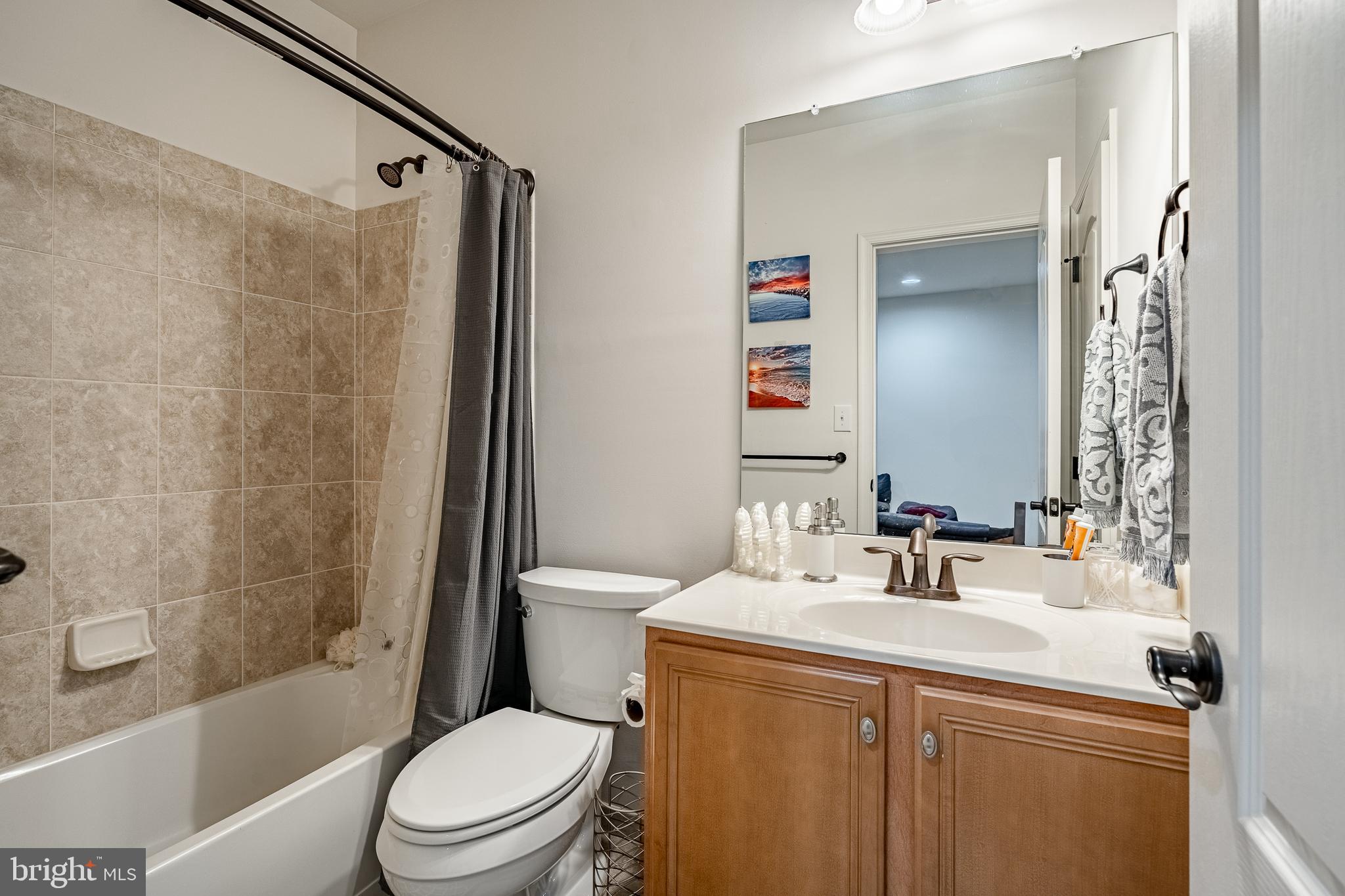 GRANDE AT MUIRWOOD H - Residential