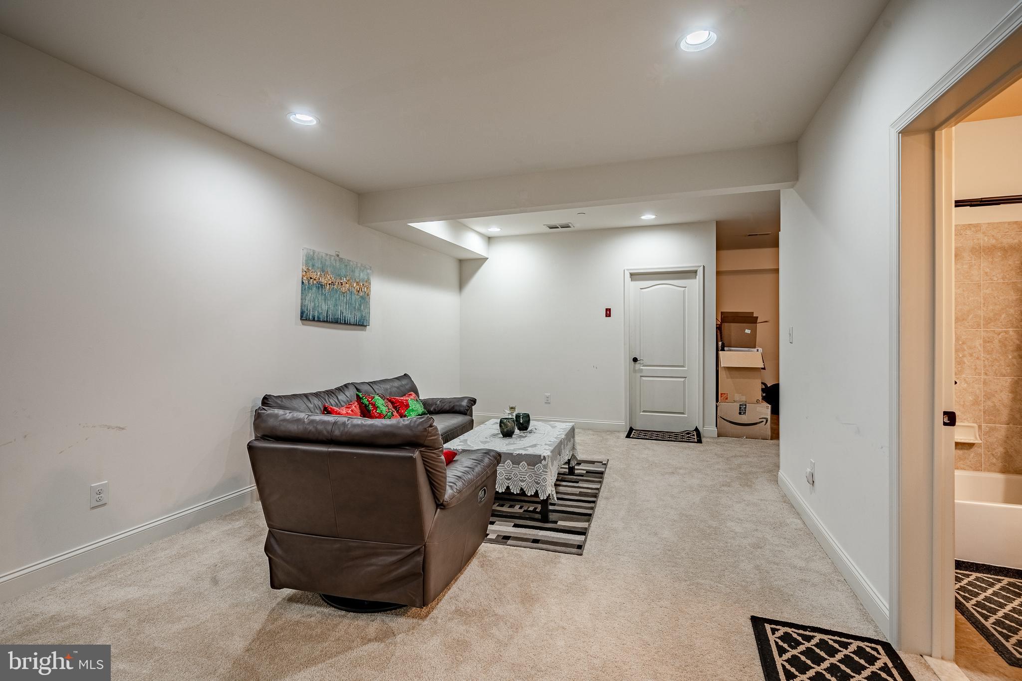 GRANDE AT MUIRWOOD H - Residential