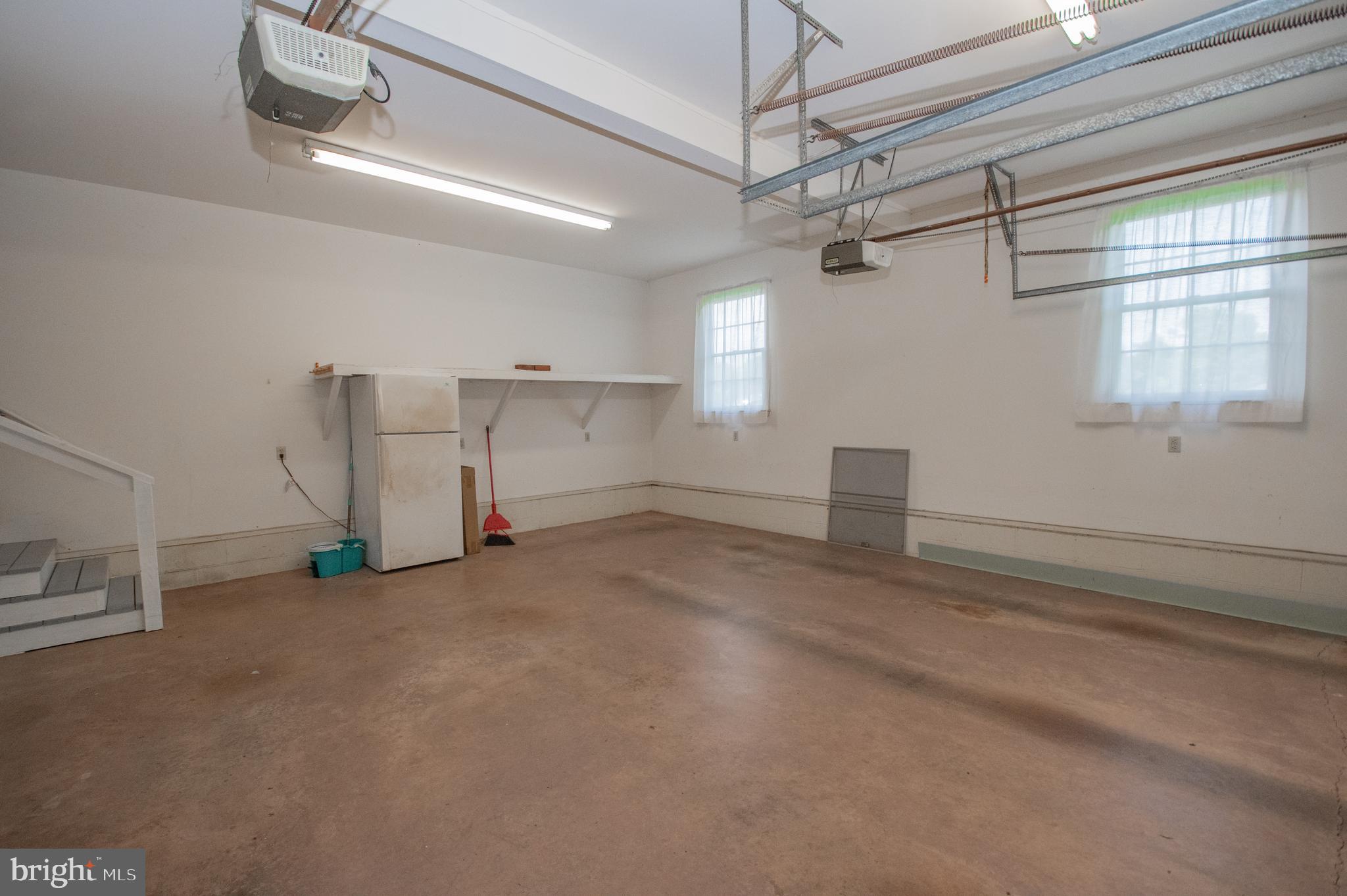 HAYMAN LANDS - Residential