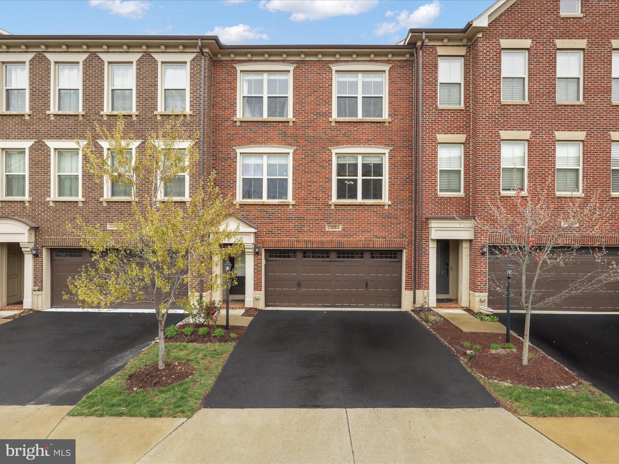 BRAMBLETON LANDBAY - Residential Lease