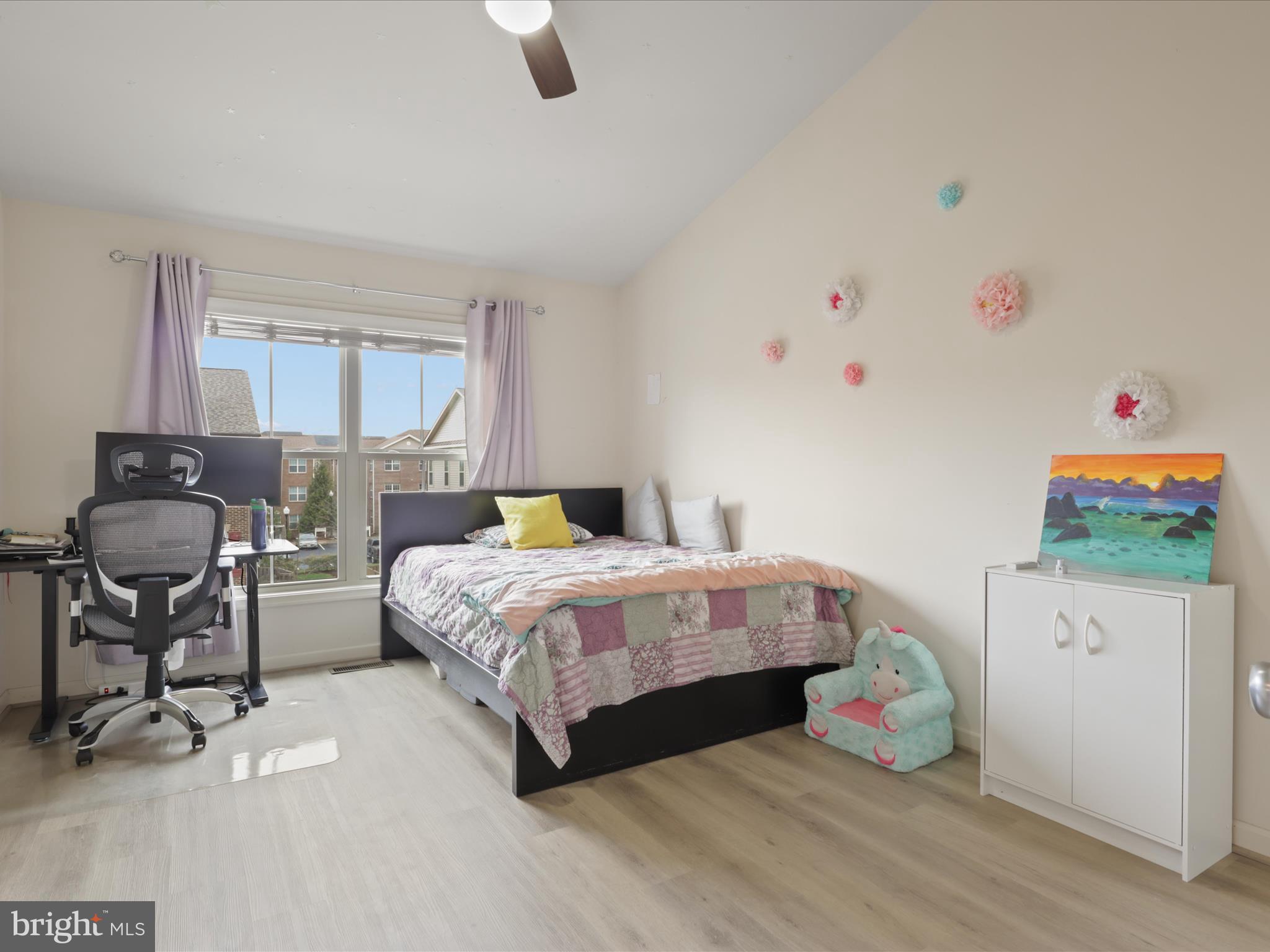 BRAMBLETON LANDBAY - Residential Lease