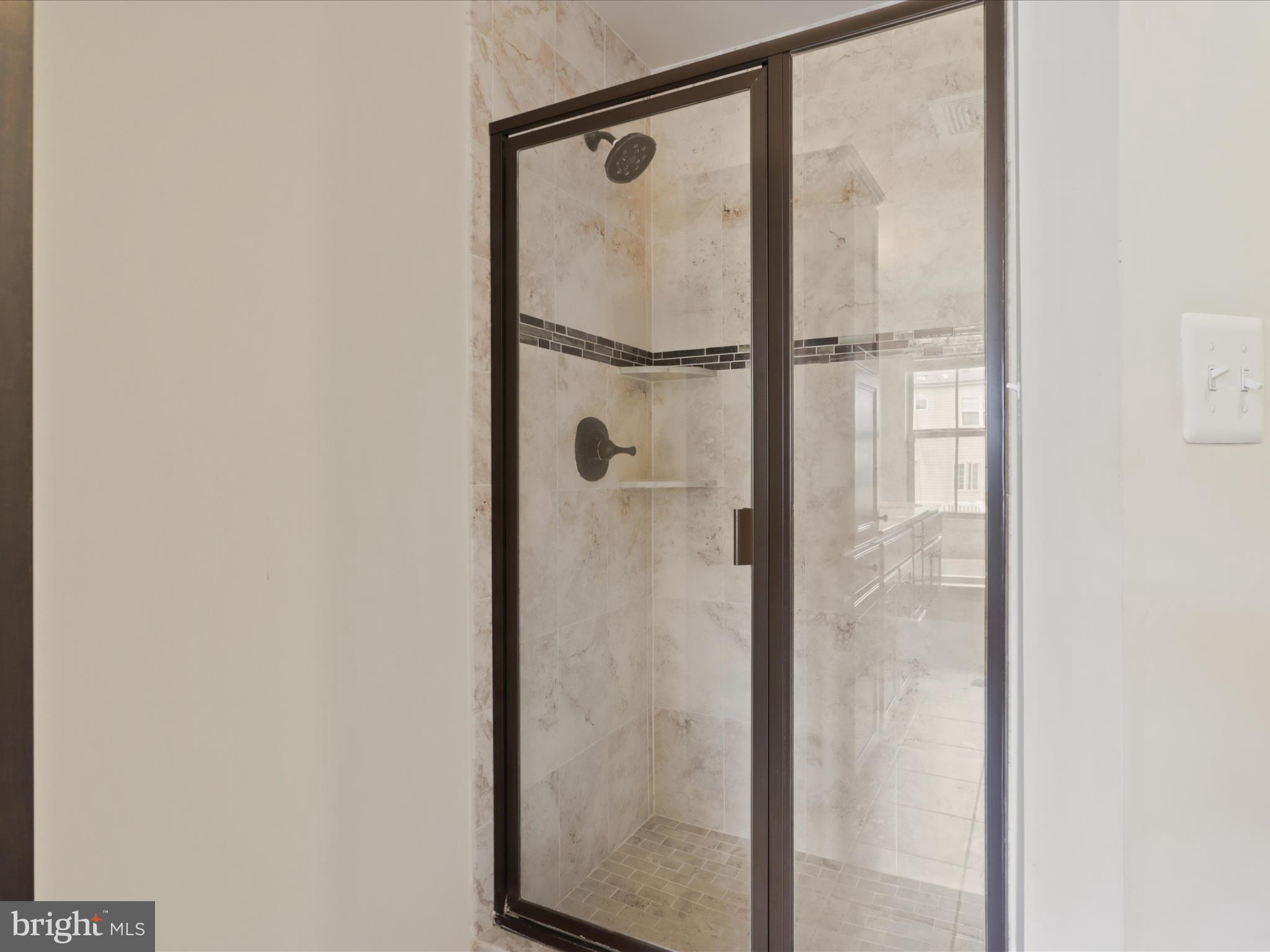 BRAMBLETON LANDBAY - Residential Lease