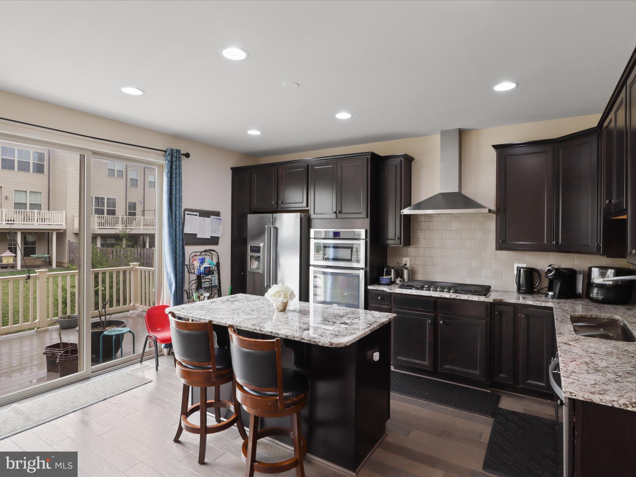 BRAMBLETON LANDBAY - Residential Lease