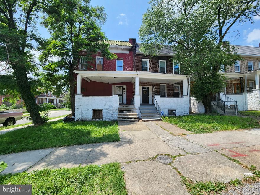 ONLINE AUCTION: Bidding begins 6/19/2025 @ 10:00 AM. Bidding ends 6/23/2025 @ 11:30 AM. List Price is Suggested Opening Bid. Deposit: $7,500. 2 Story Townhouse located in the Mondawmin area. JUST MINUTES to Coppin State University. Easy access to major traffic artery W North Ave.