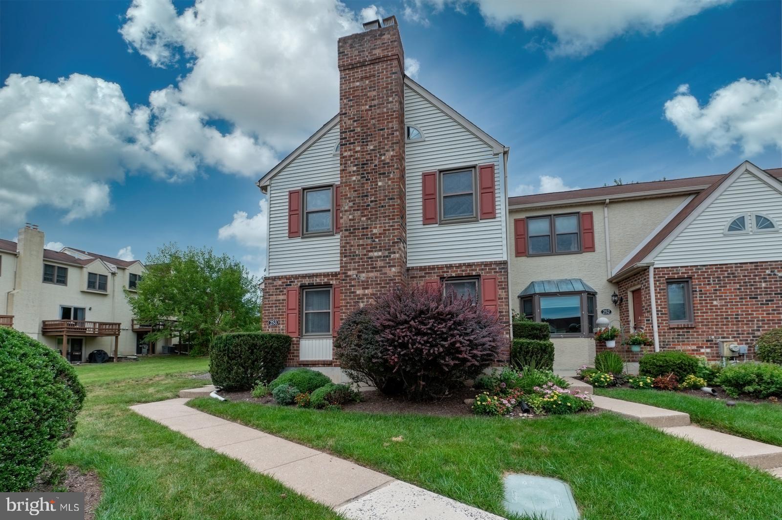 253 STONE RIDGE 253