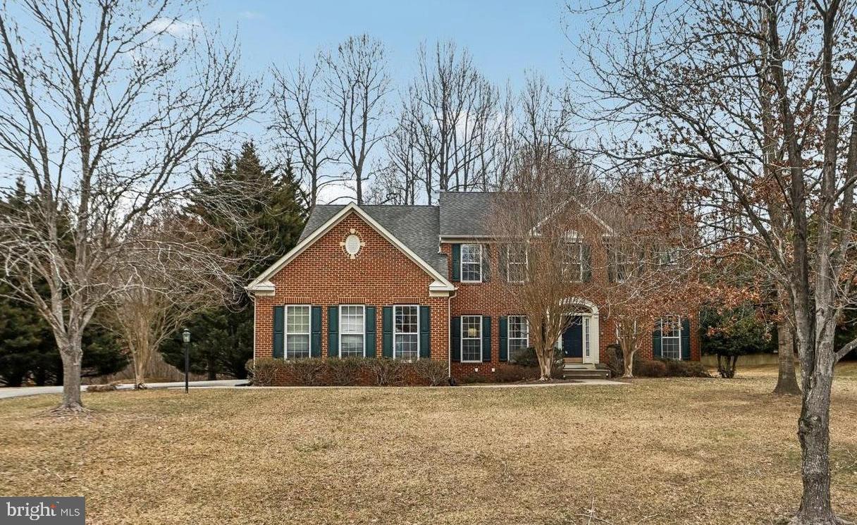 Fall in love with this well appointed colonial-style home with ample living space and an open floor plan that is great for entertaining. This home encapsulates the best of both worlds- space and convenience! Be fascinated with this charmer and its 4 bedrooms and 3.5 bathrooms. The heart of the home is the kitchen and family room and this kitchen does not disappoint. The kitchen, with its quartz countertops, island, and large pantry is a true stunner that will impress any home chef. The family room, with its fireplace and natural light, is a great place to relax and unwind. Entertaining guests? Move the fun down to the large finished lower level with theatre room, bedroom, and full bathroom. Retire into your Owner's Suite, with its sitting area, separate shower, soaking tub and dual sinks. A walk-in closet with space that meets your unique storage and organizational needs while also providing a luxurious and comfortable atmosphere. This home is a fantastic choice for anyone looking for a spacious, convenient, and elegant living space.