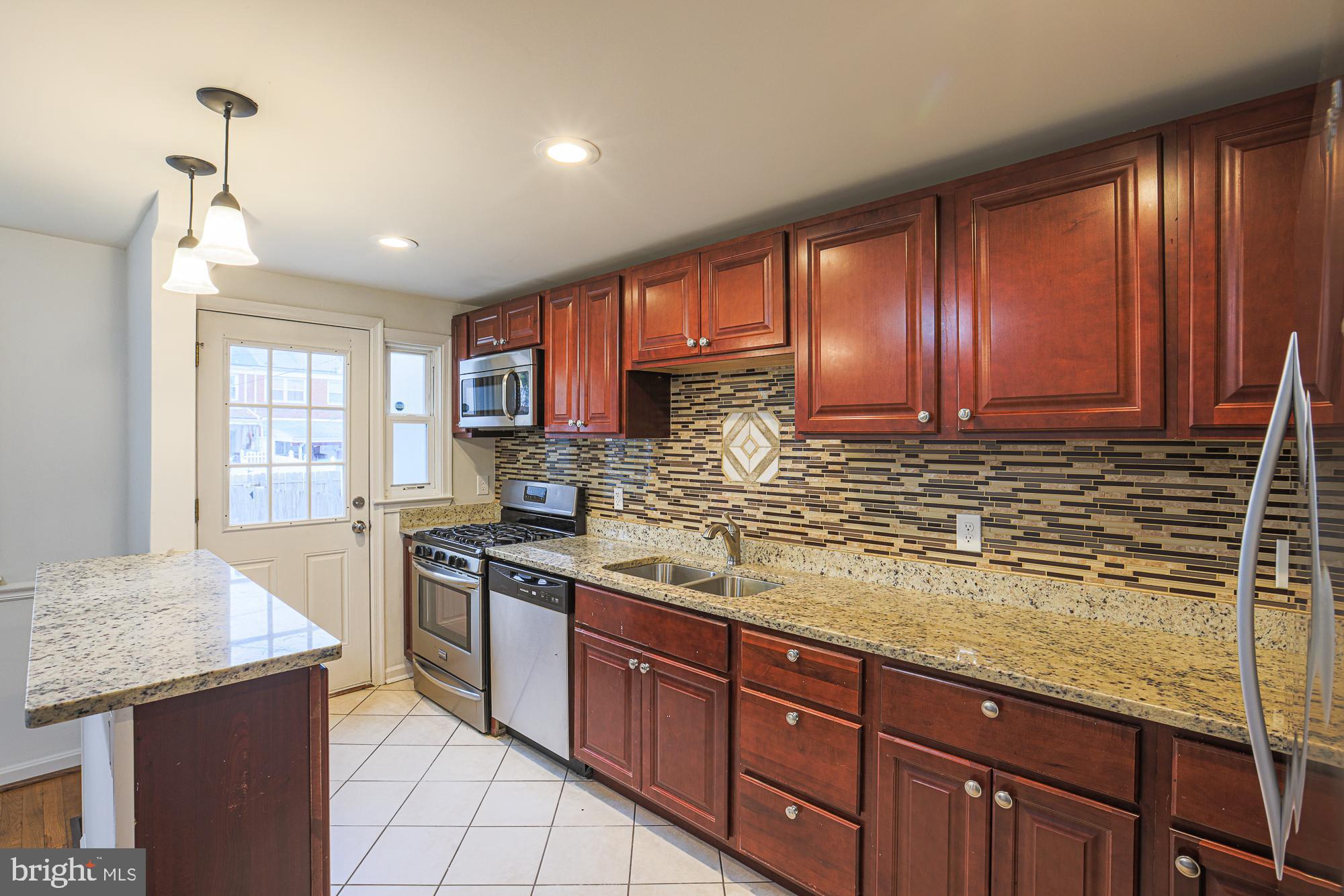 NORTH POINT VILLAGE - Residential Lease