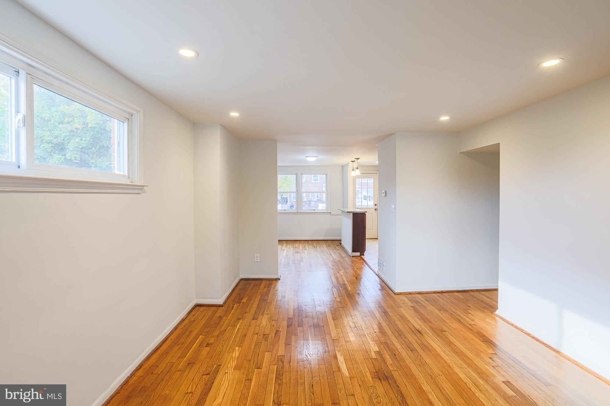 NORTH POINT VILLAGE - Residential Lease