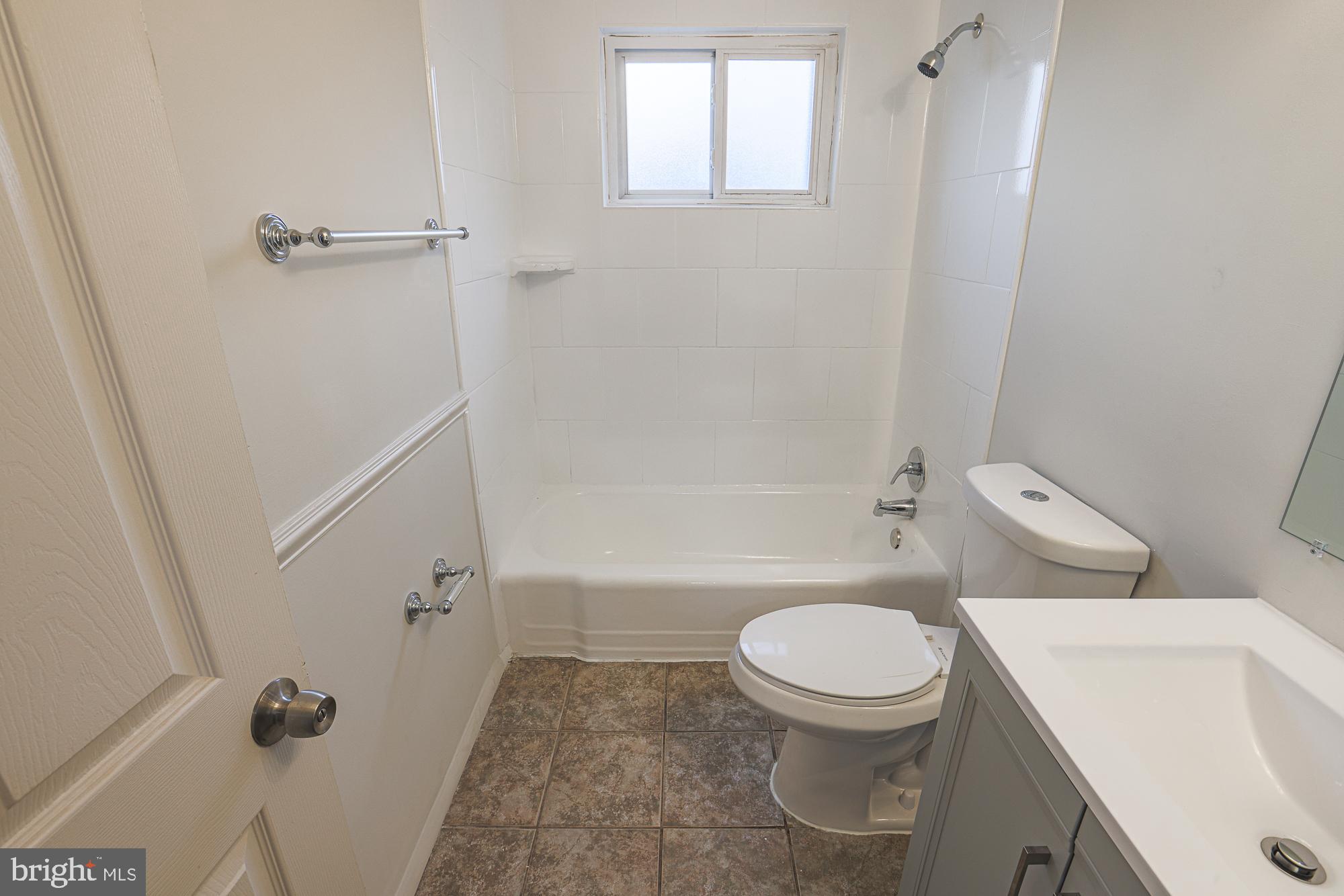 NORTH POINT VILLAGE - Residential Lease